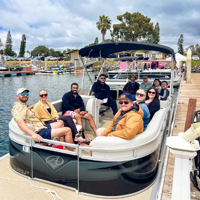 Rent a Avalon Pontoons pontoon in San Diego, CA near me
