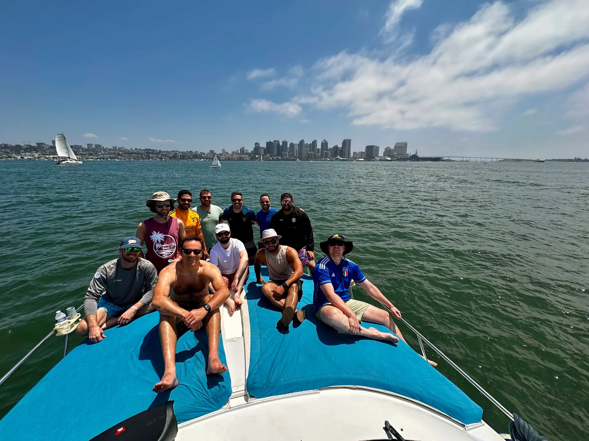 Beautiful 40' Cruiser Yacht on San Diego Bay with Licensed Captain