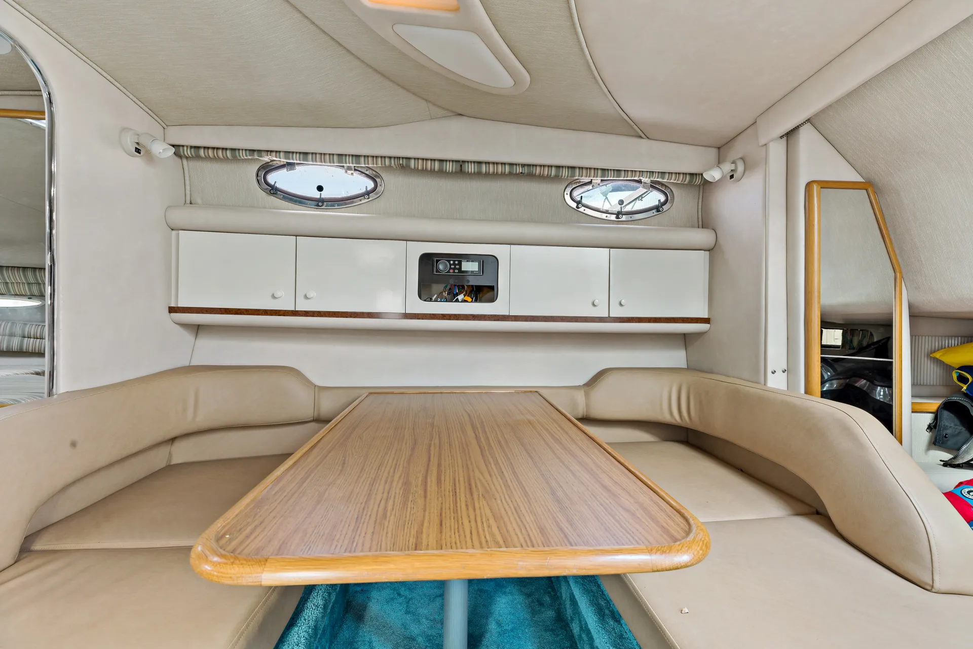 Chicago Boat Rental 30' of Pure Fun