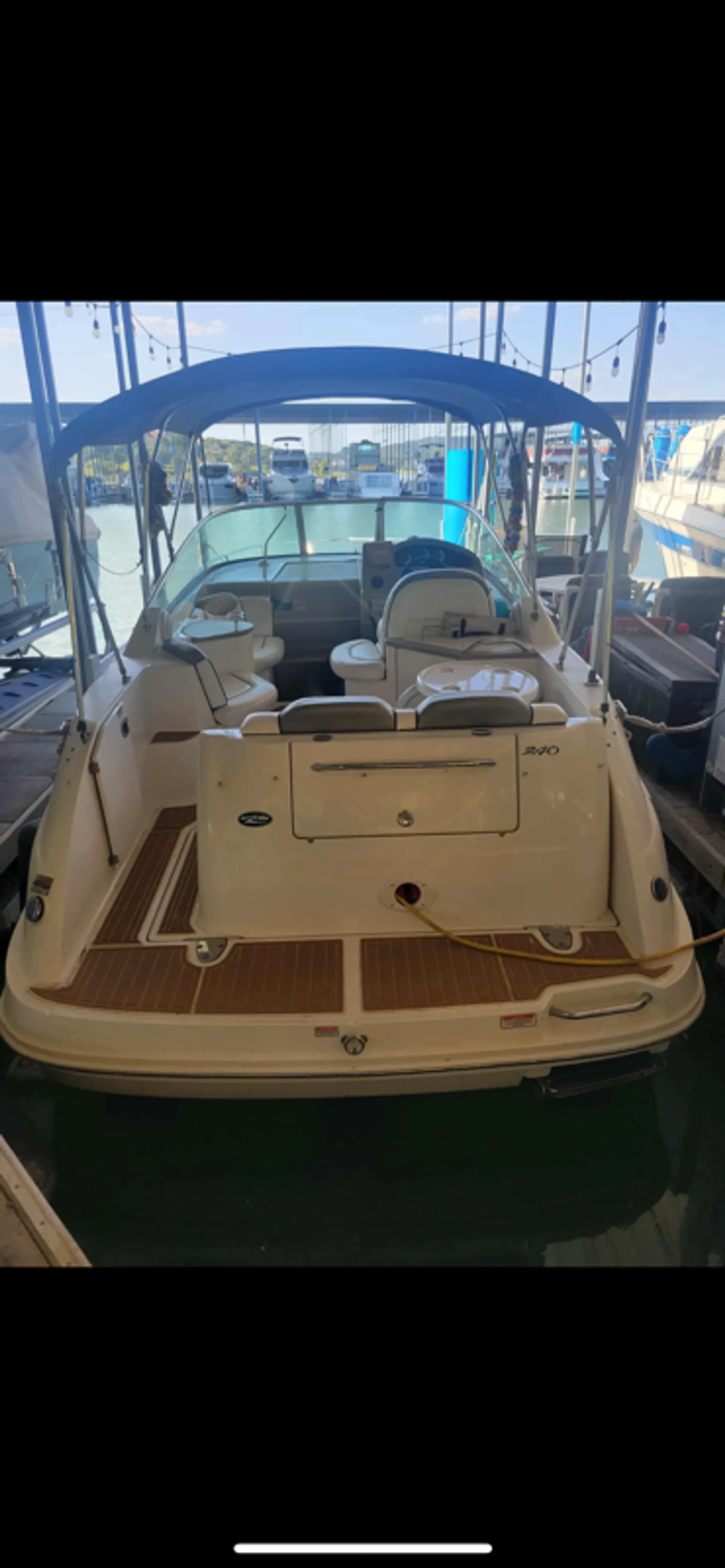 Cruiser Yacht Boat Charter