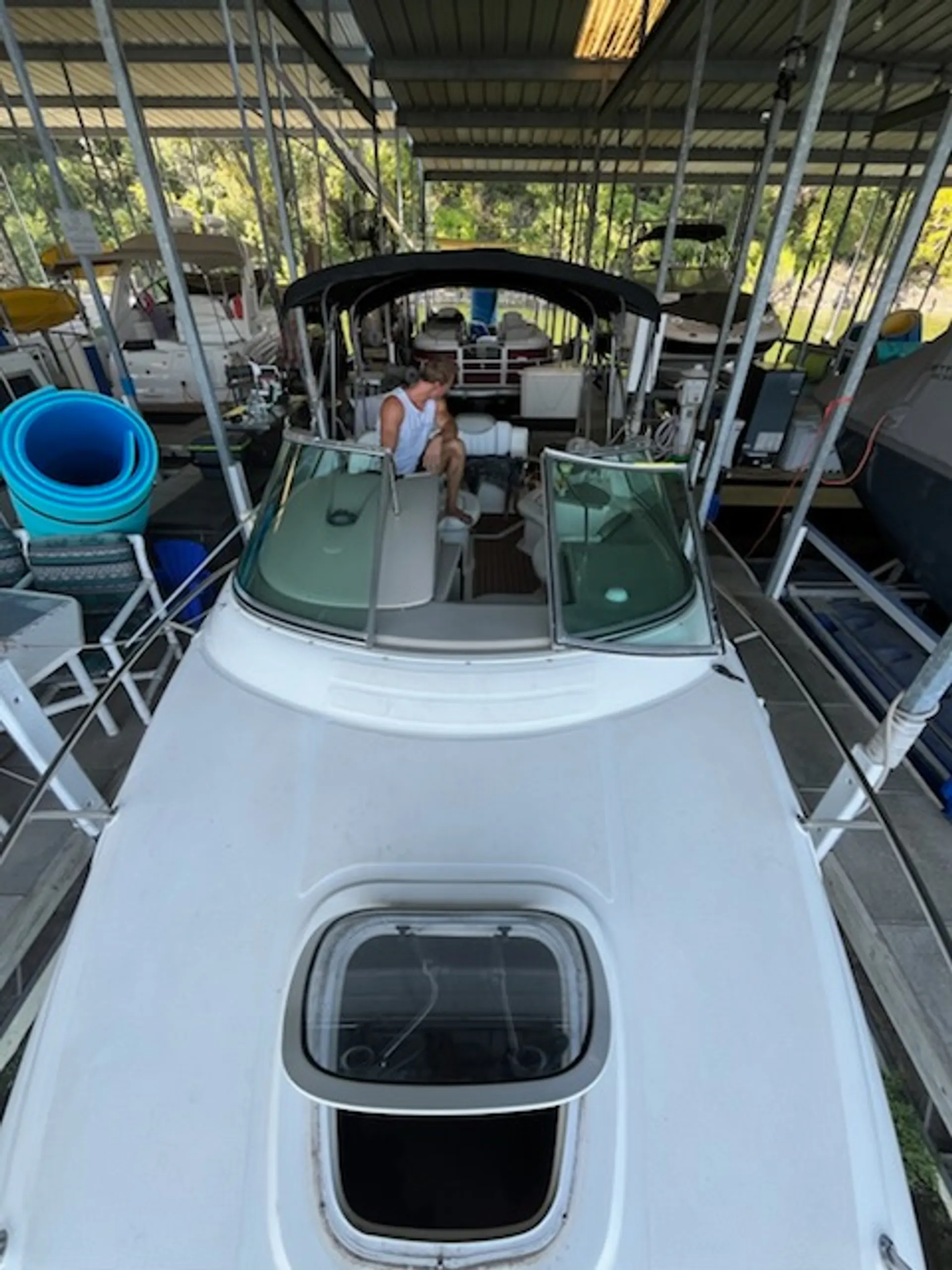 Cruiser Yacht Boat Charter