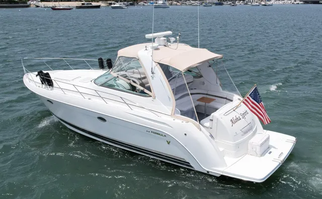 Rent a FORMULA BY THUNDERBIRD motor yacht in Newport Beach, CA near me