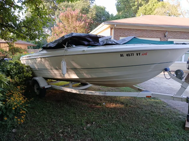 Rent a BAYLINER bow rider in Huntsville, AL near me