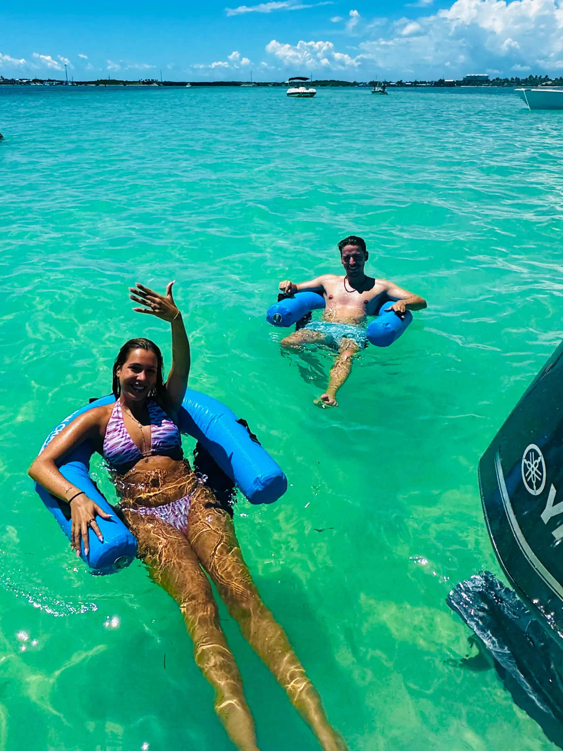 Scenic boat tour on 25-foot Sea Fox Commander