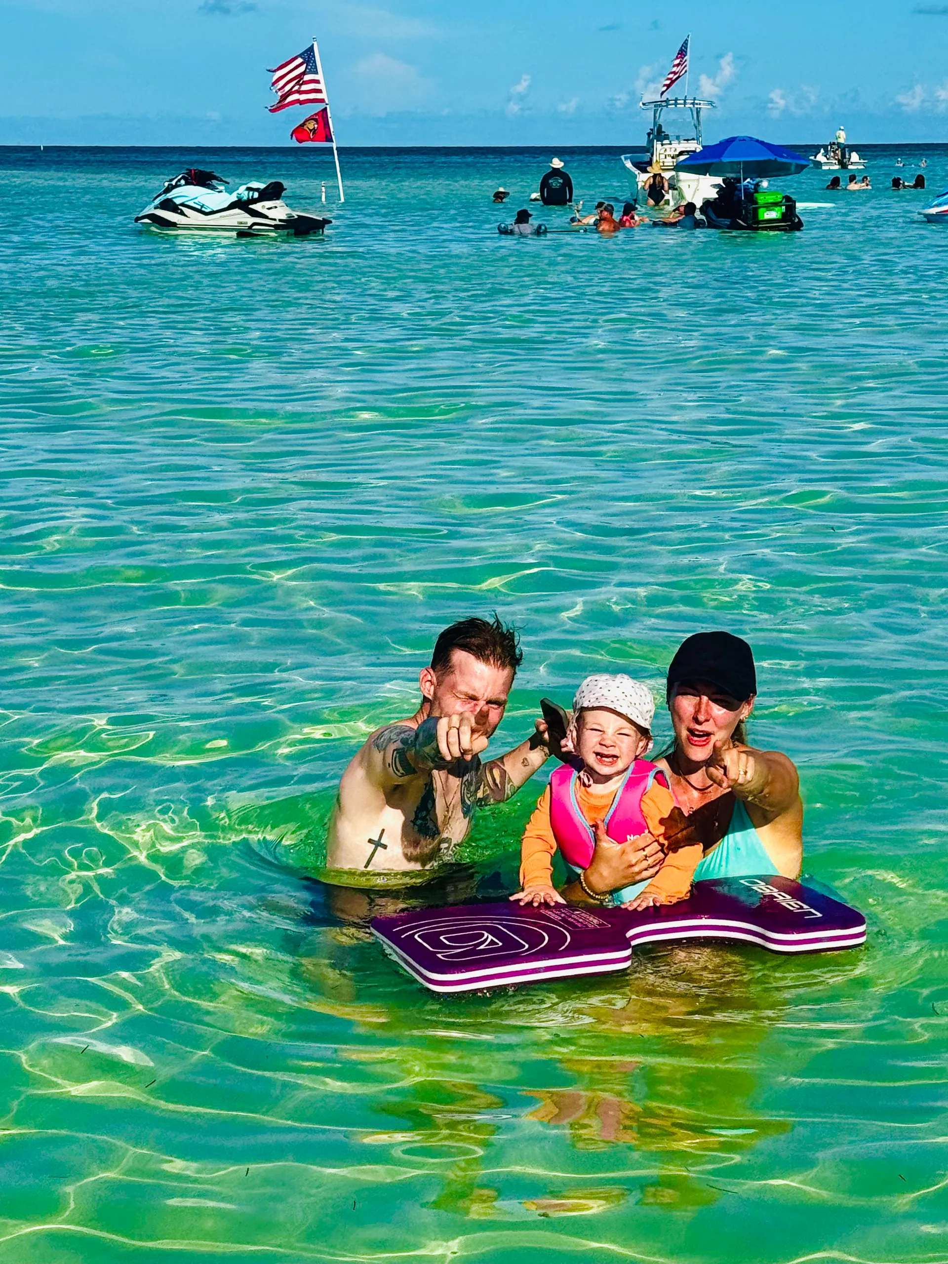 Scenic boat tour on 25-foot Sea Fox Commander