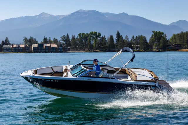 Rent a Four Winns Boats cruiser in South Lake Tahoe, CA near me
