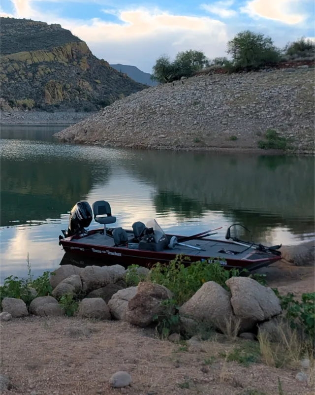 Rent a TRACKER BY TRACKER MARINE bass boat in El Mirage, AZ near me