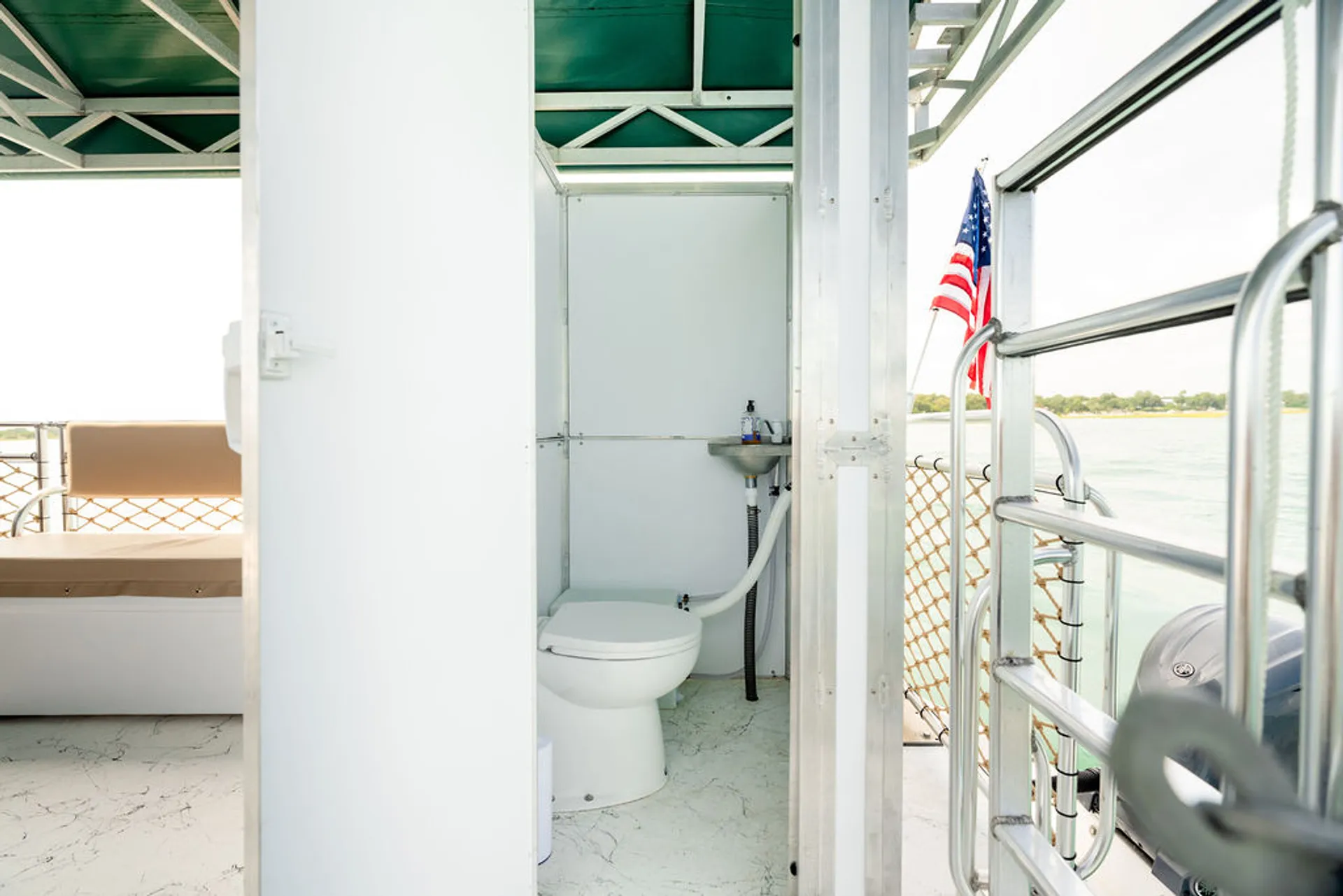 32’ Custom Party Boat