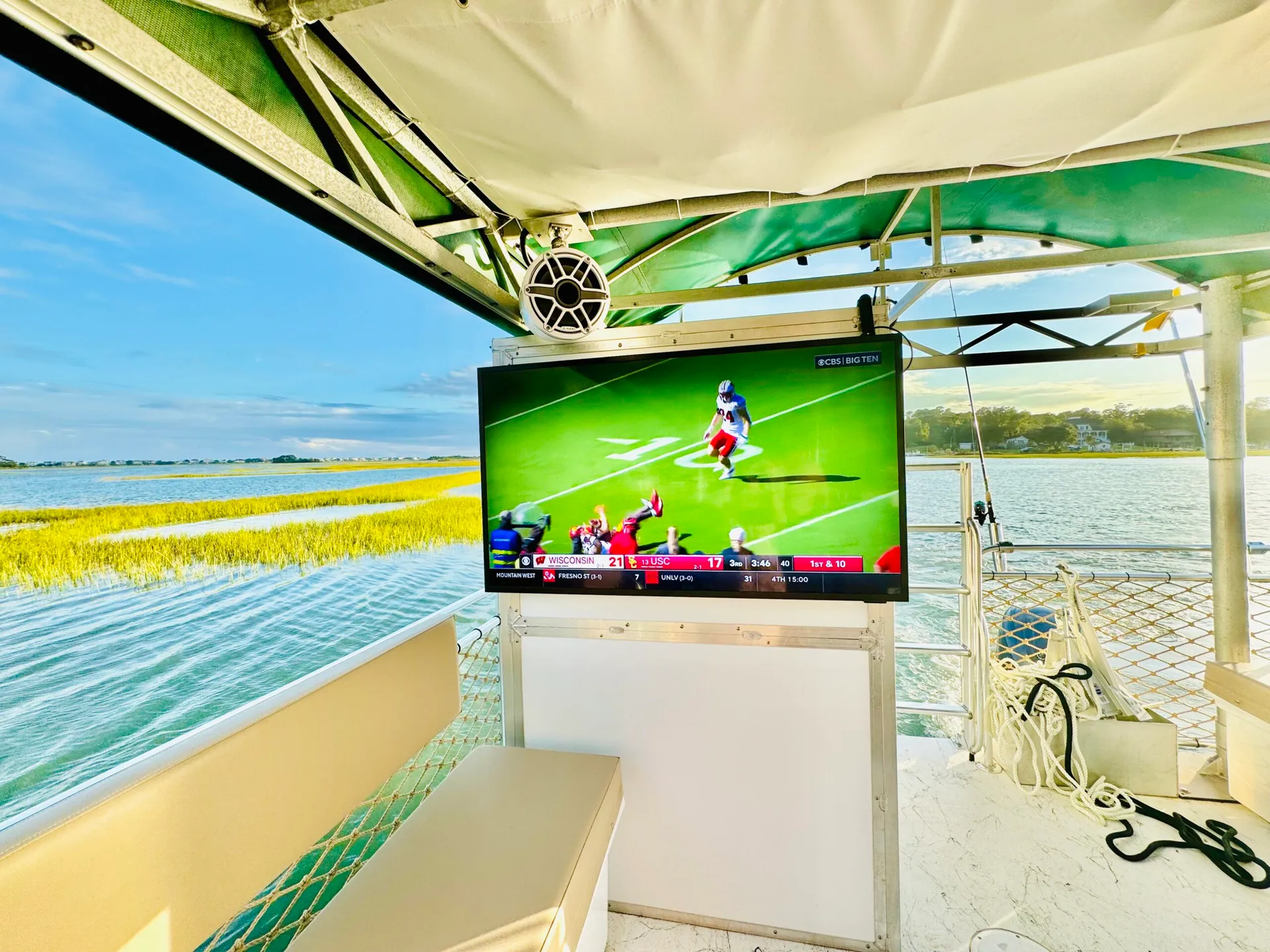 32’ Custom Party Boat