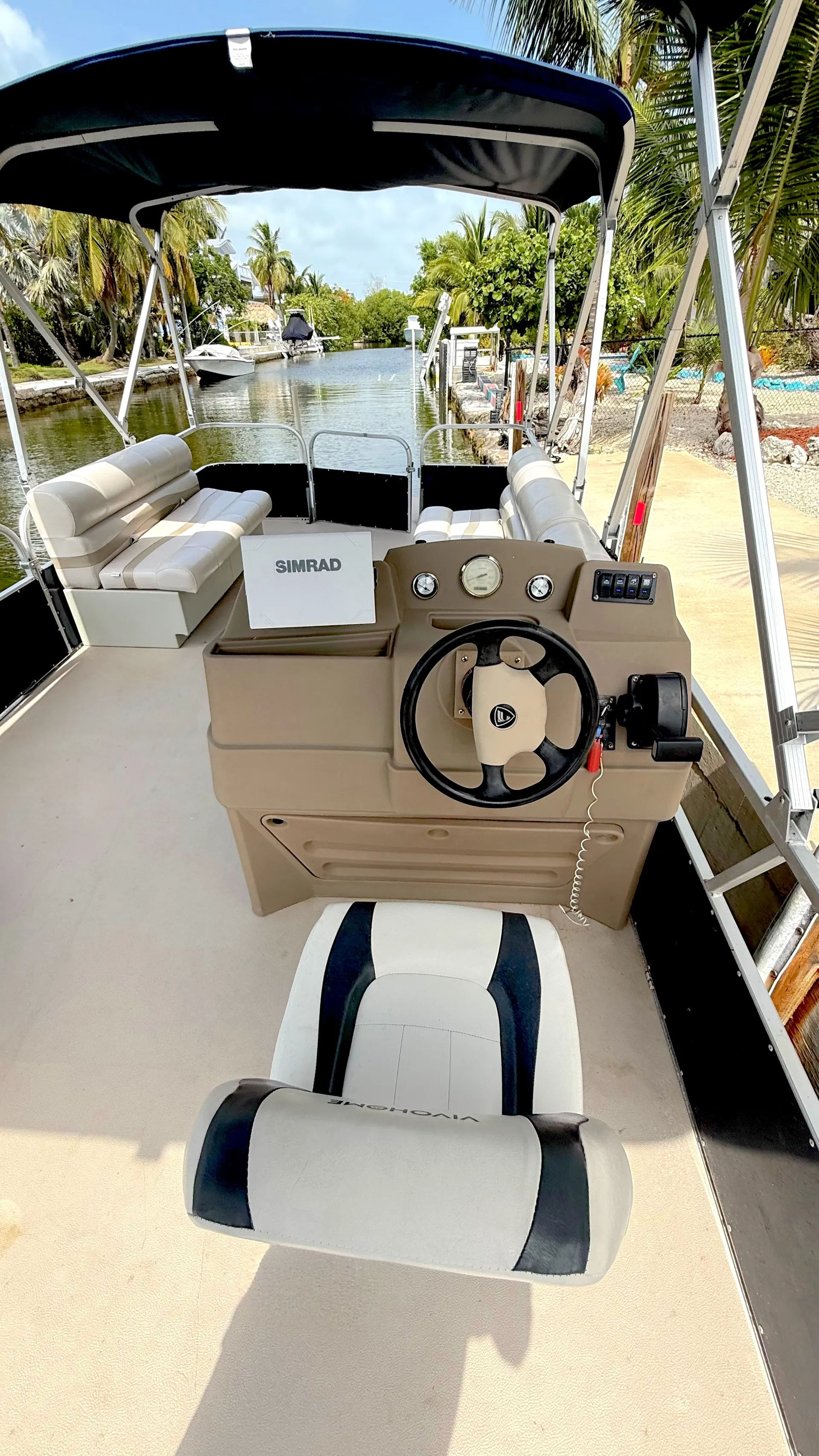 Fisher 24' Pontoon in Summerland Key, FL — photo 8