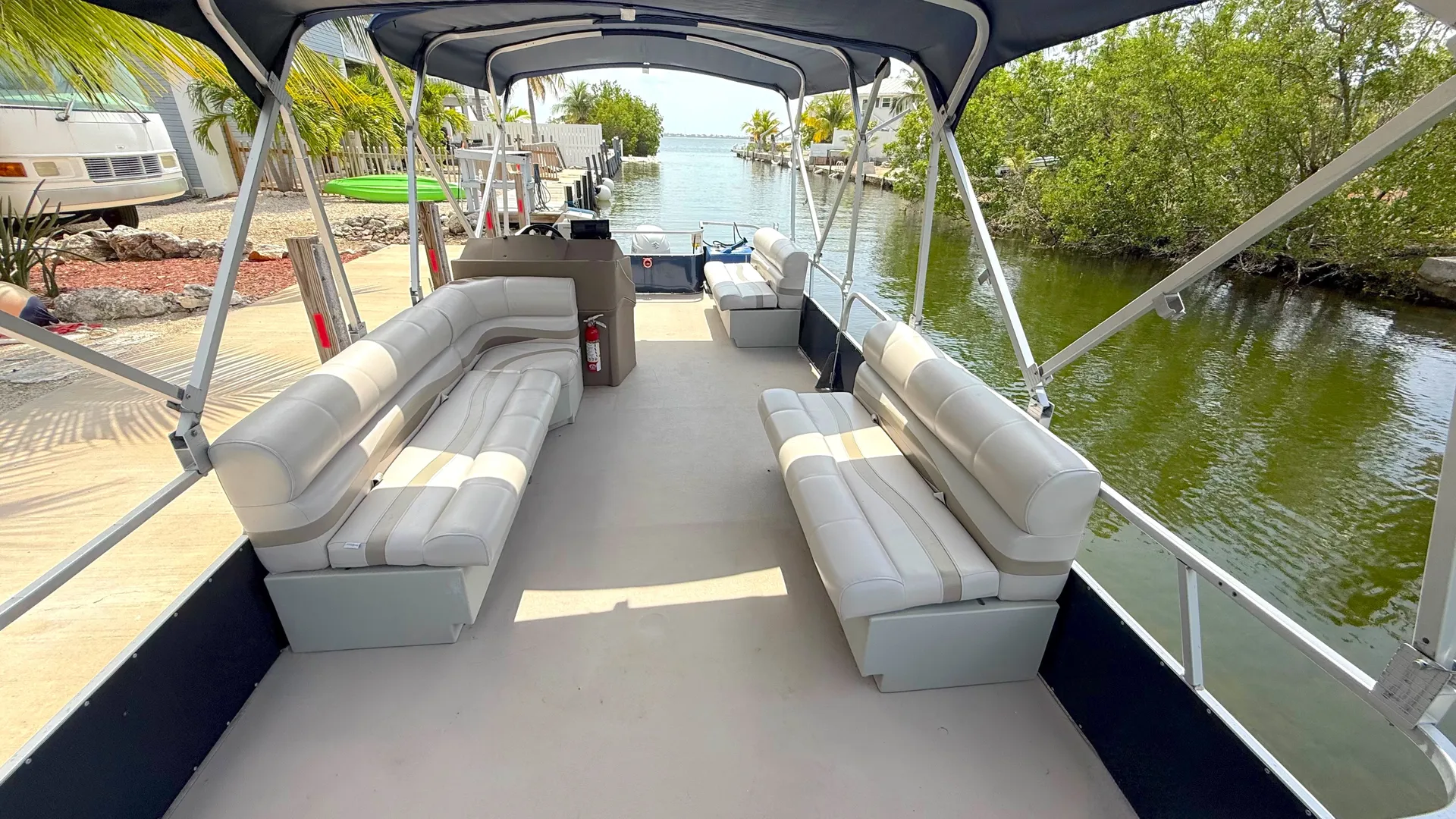 Fisher 24' Pontoon in Summerland Key, FL — photo 5