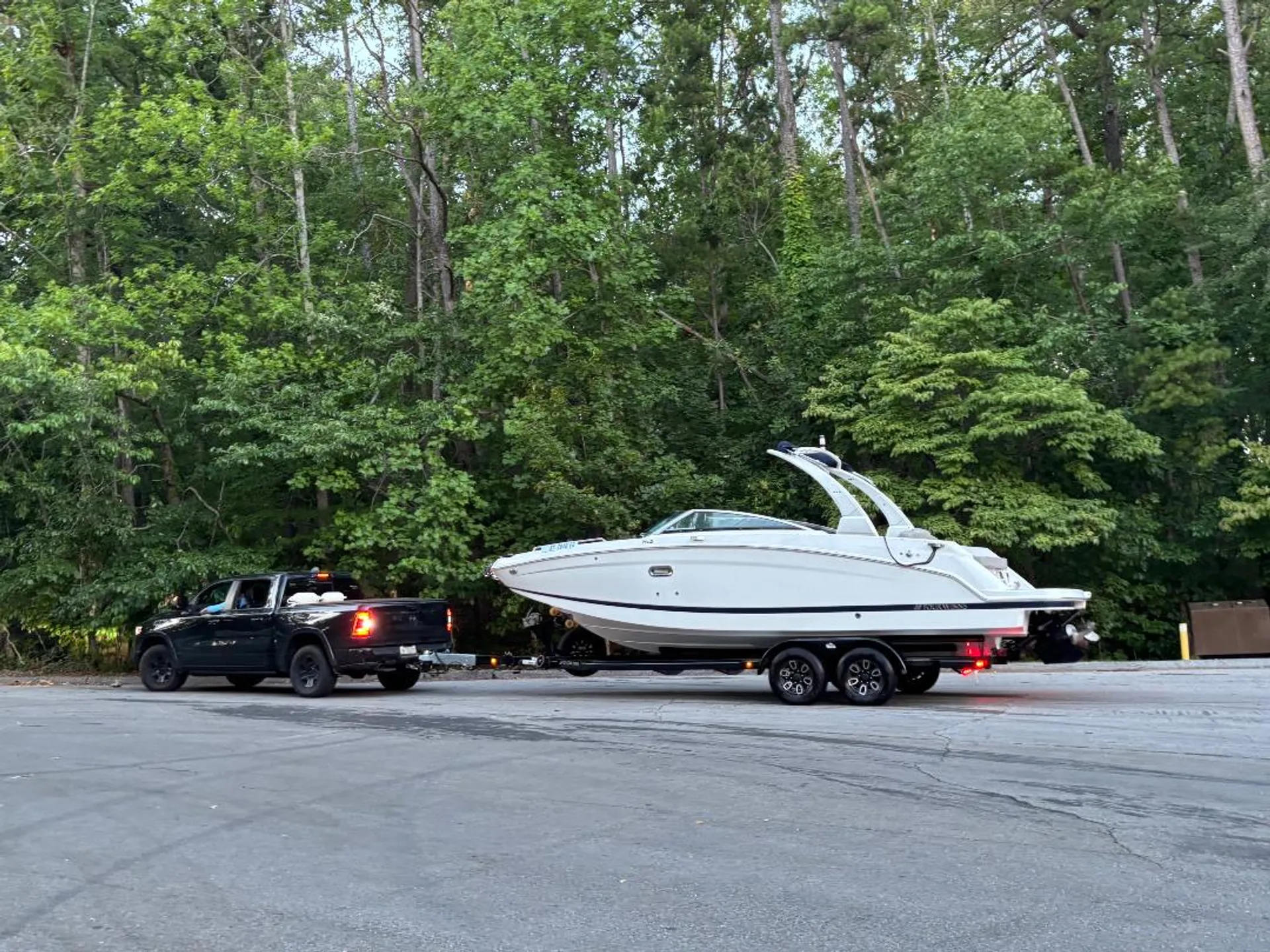 FOUR WINNS HD8 in Six Mile, SC — photo 2