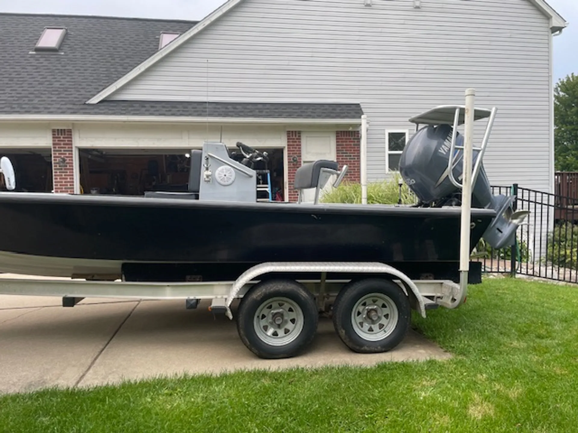 Release SXE Flats Fishing Boat