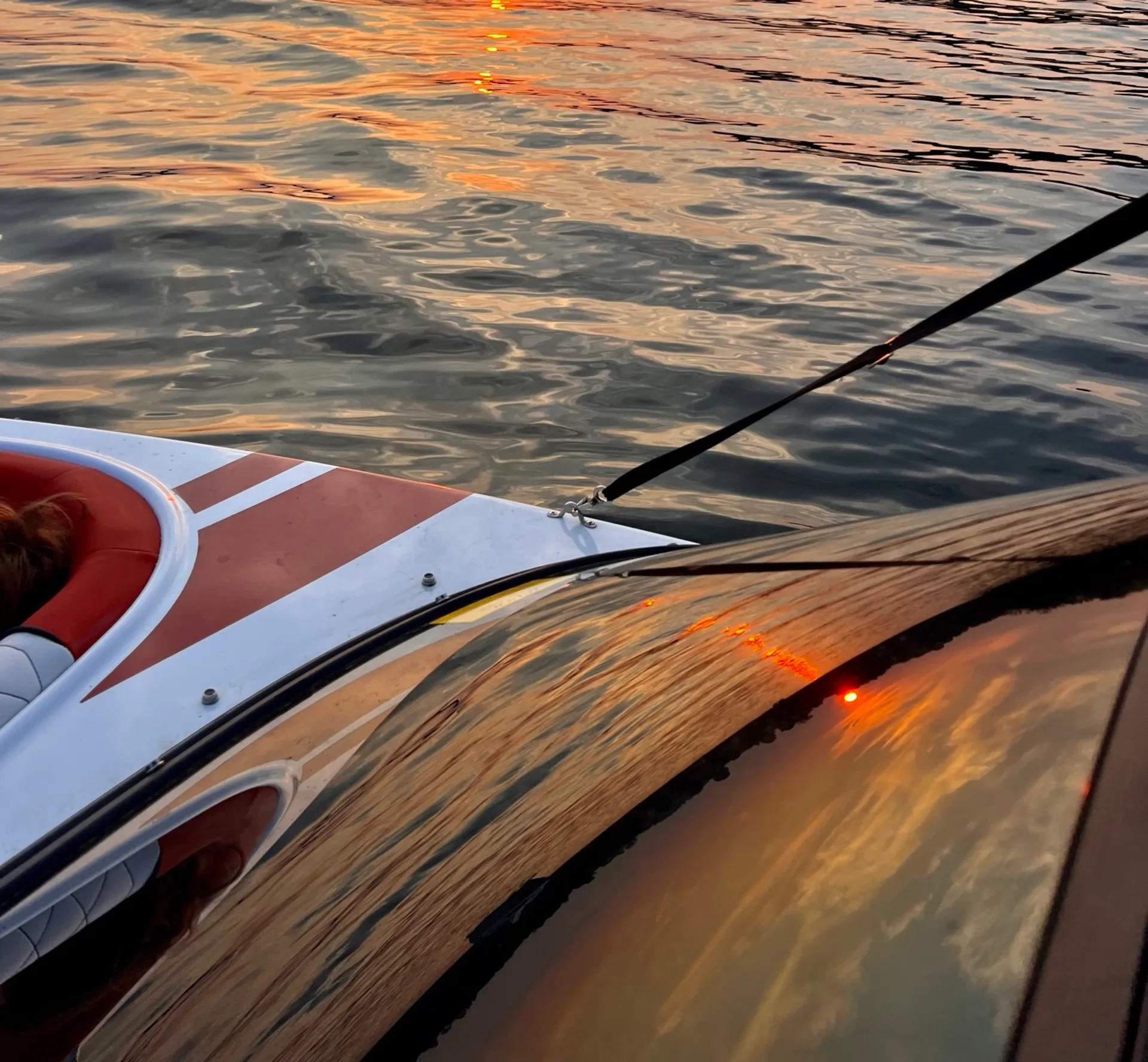 Cruise on a spacious and sporty 2021 Glastron GX215