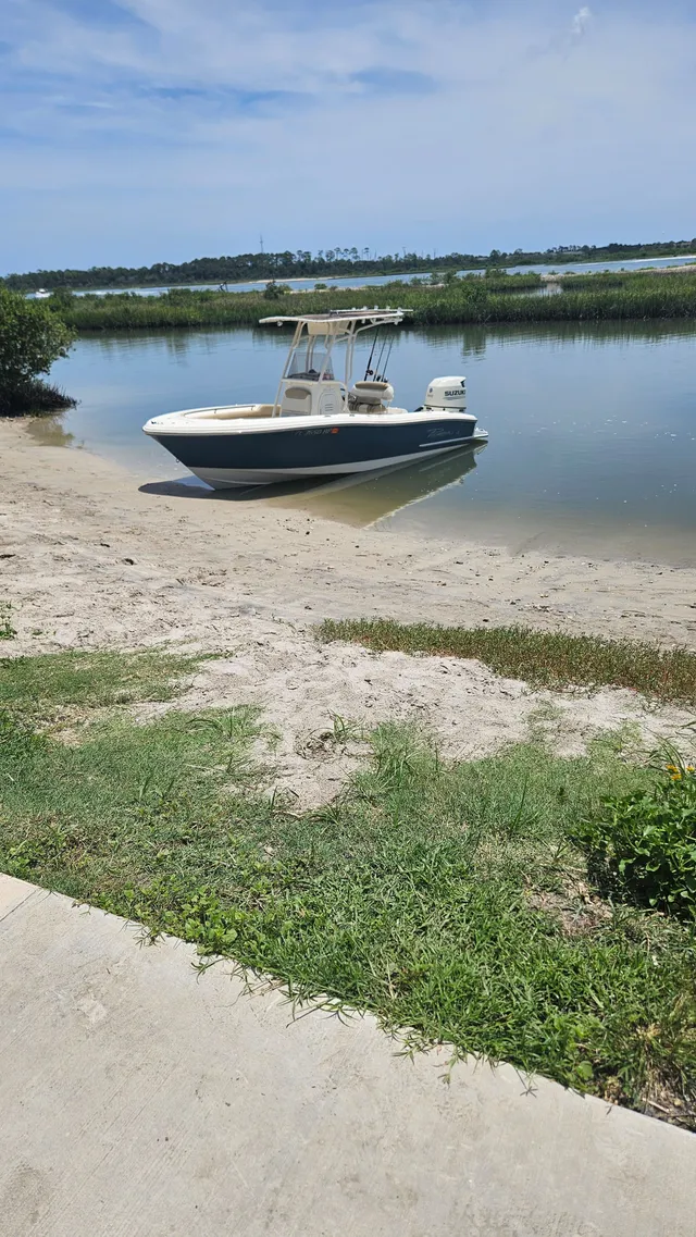 Rent a PIONEER BOATS center console in St. Augustine, FL near me