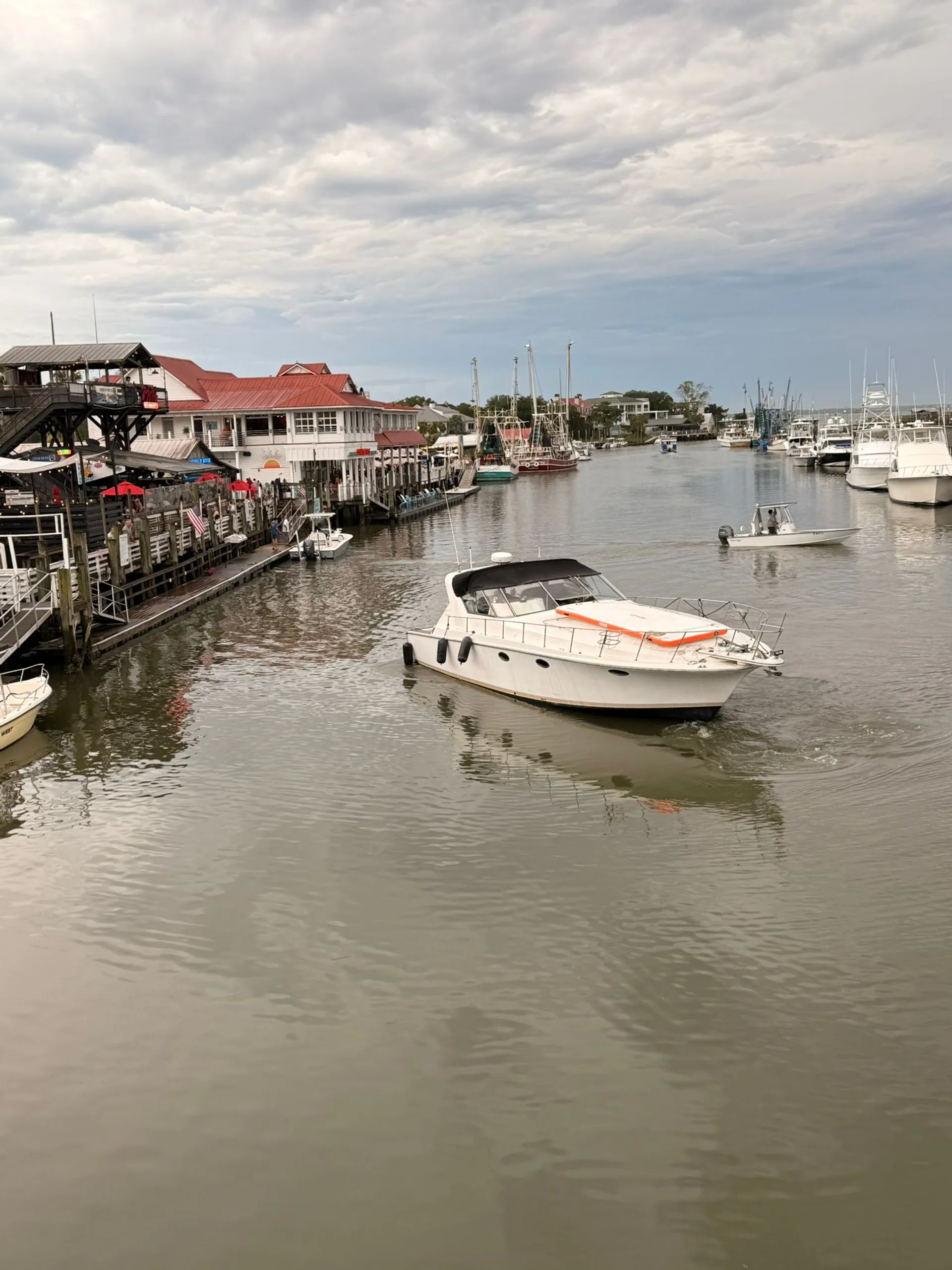 Charleston's #1 Harbor Tour and Party Yacht