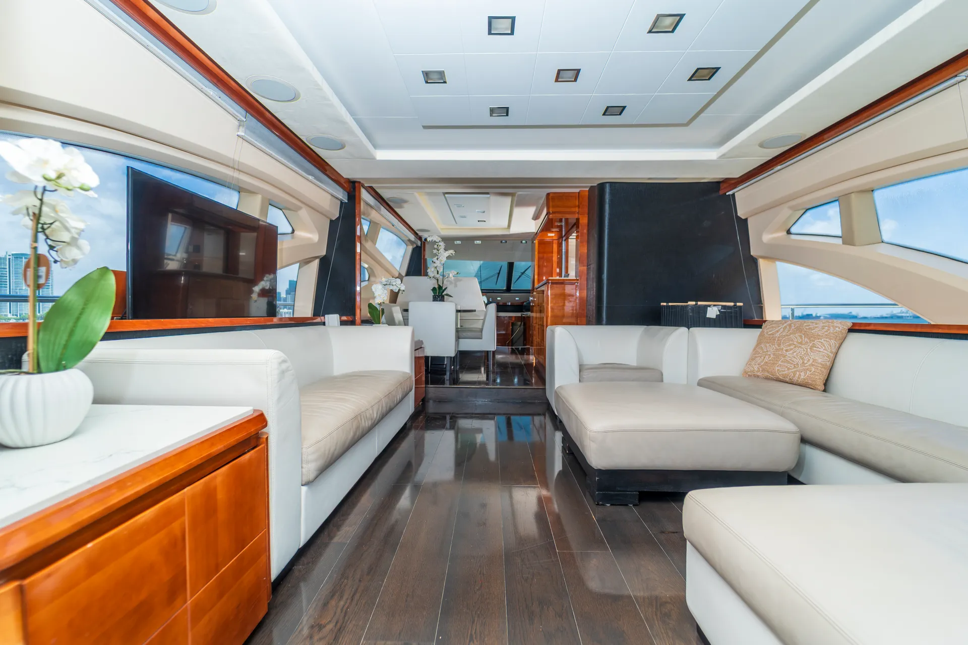 💥2 FREE JETSKI💥Luxurious 80ft Azimuth in Miami with Floating Pool.💥