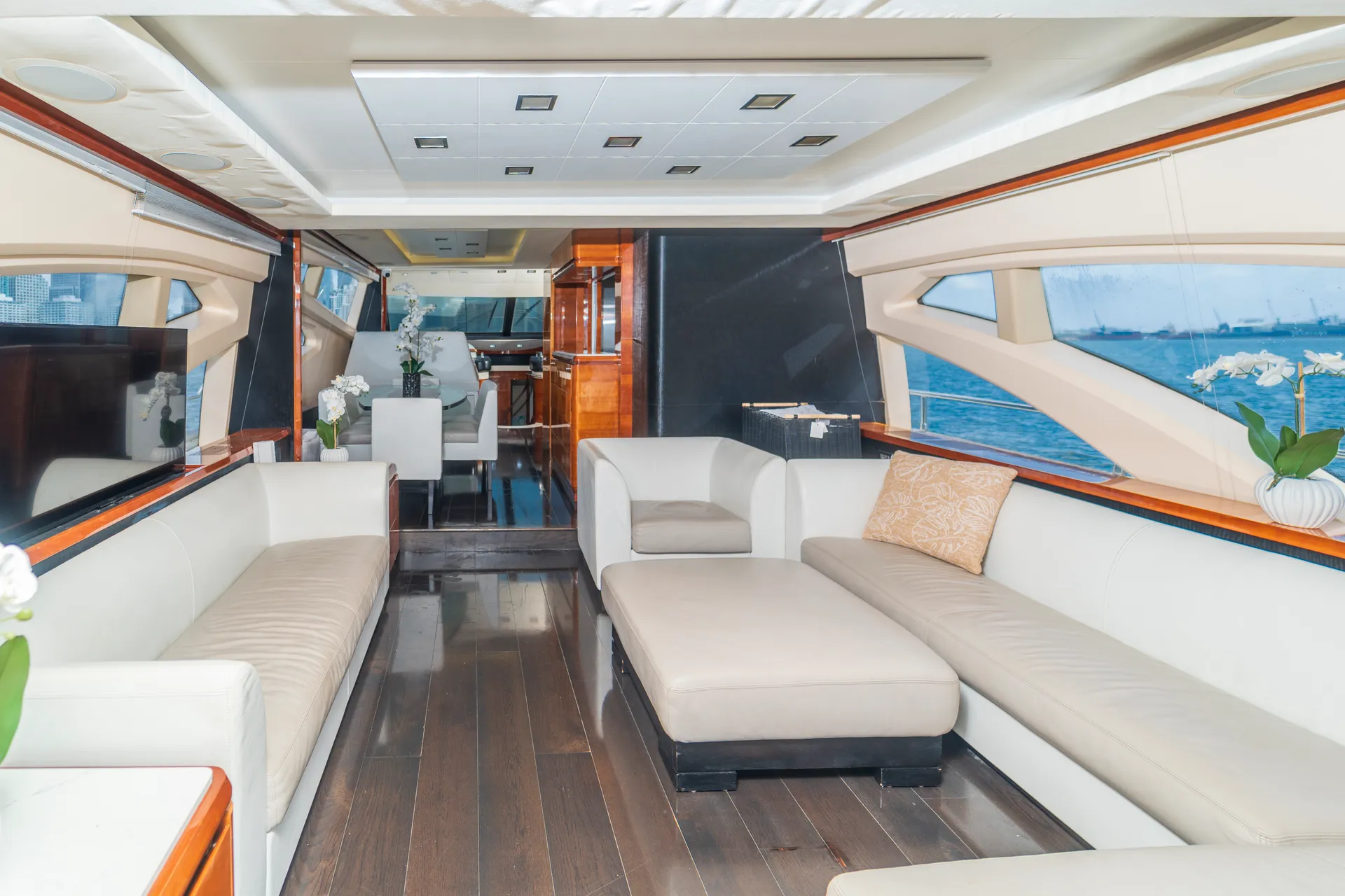 💥2 FREE JETSKI💥Luxurious 80ft Azimuth in Miami with Floating Pool.💥