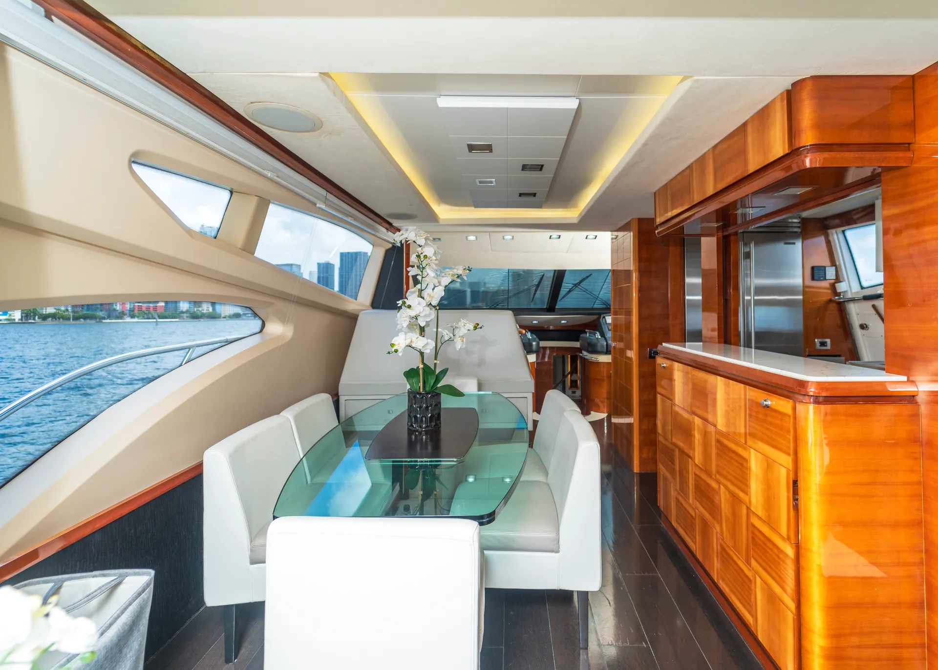 💥2 FREE JETSKI💥Luxurious 80ft Azimuth in Miami with Floating Pool.💥