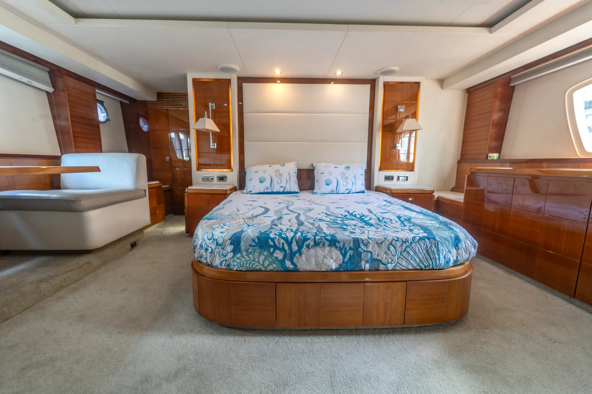 💥2 FREE JETSKI💥Luxurious 80ft Azimuth in Miami with Floating Pool.💥