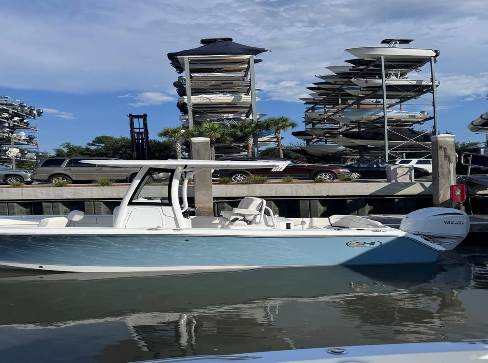 Sea Hunt Ultra for Rent Downtown Charleston (up to 9 passengers)