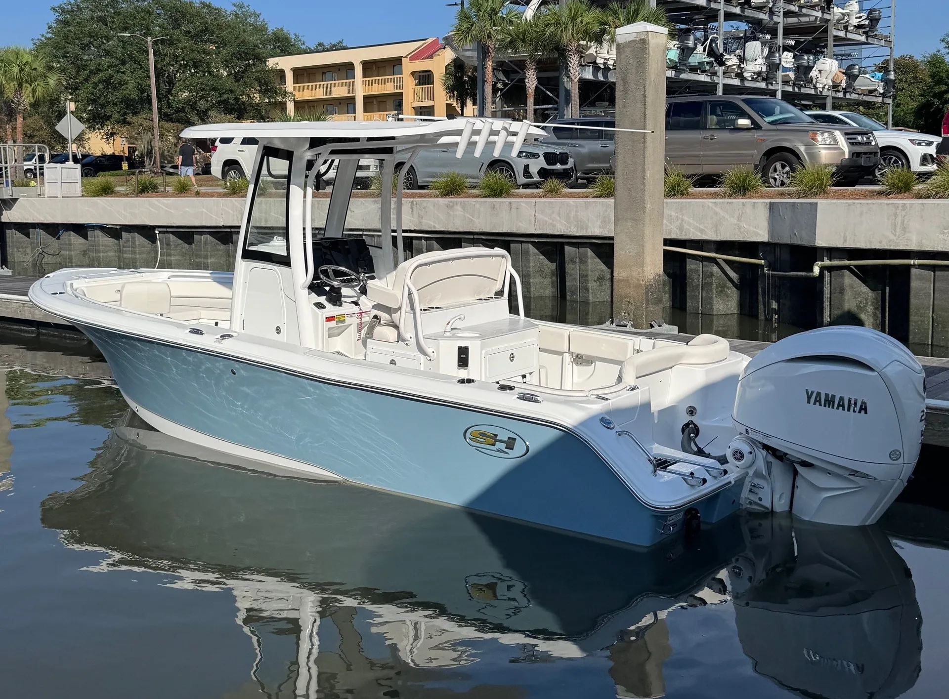 Sea Hunt Ultra for Rent Downtown Charleston (up to 9 passengers)