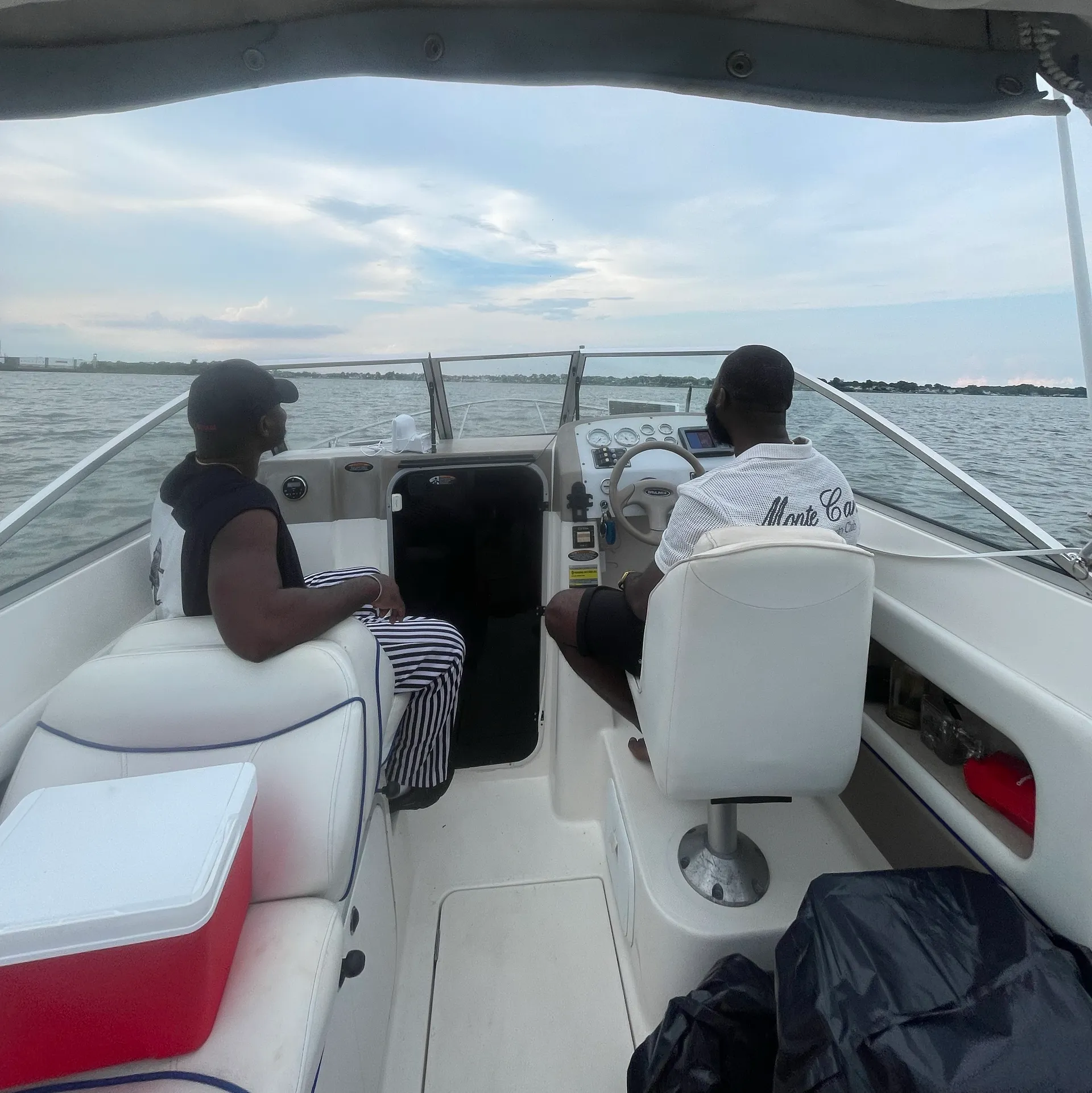 BAYLINER 2252 CLASSIC CRUISER in Sparrows Point, MD — photo 8