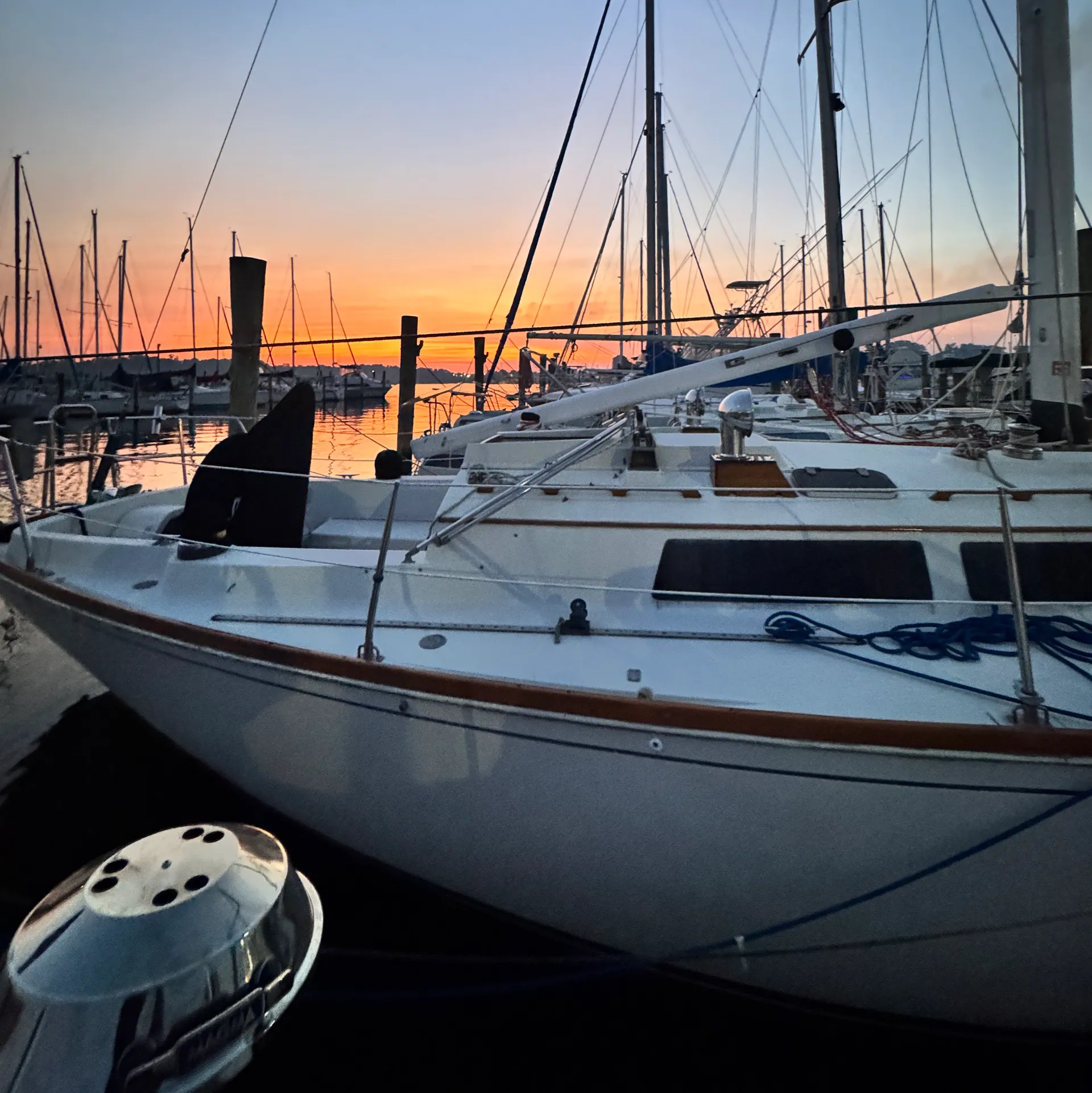 BAYLINER 2252 CLASSIC CRUISER in Sparrows Point, MD — photo 9