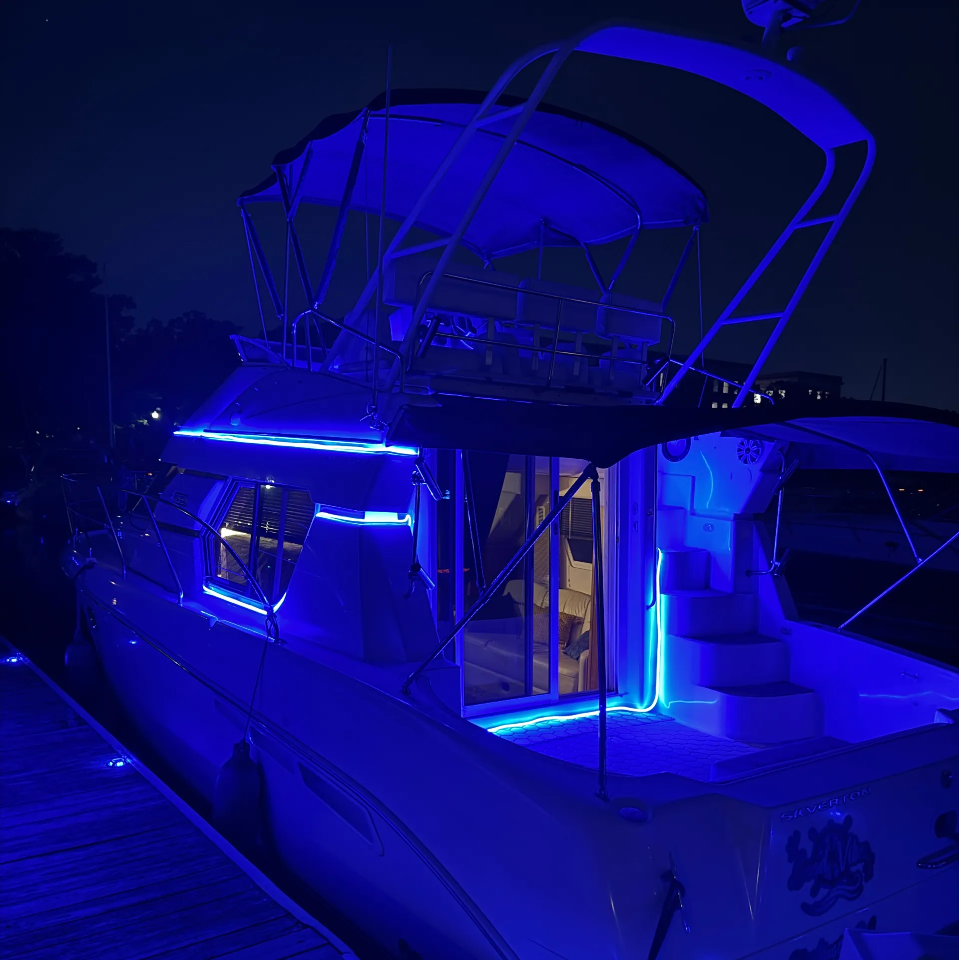 DMV’s 12 passenger Luxury Party Yacht with Free Captain and Crew!