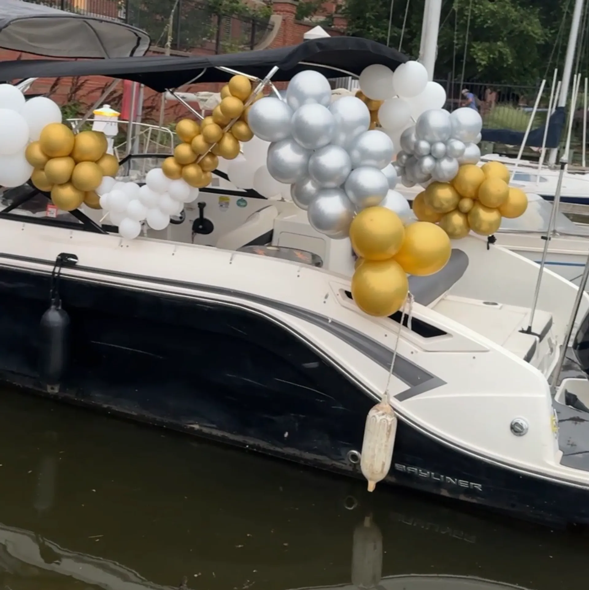 DMV’s Cleanest Party Deck Boat Bayliner with Mercury 150