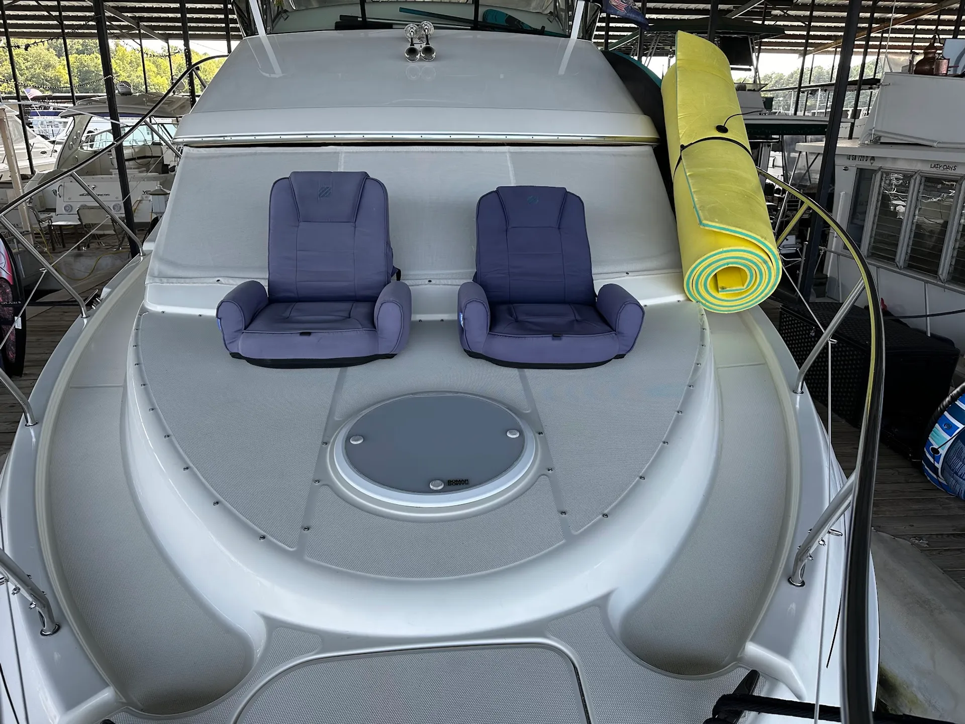 SILVERTON MARINE 35 MOTOR YACHT in Buford, GA — photo 7