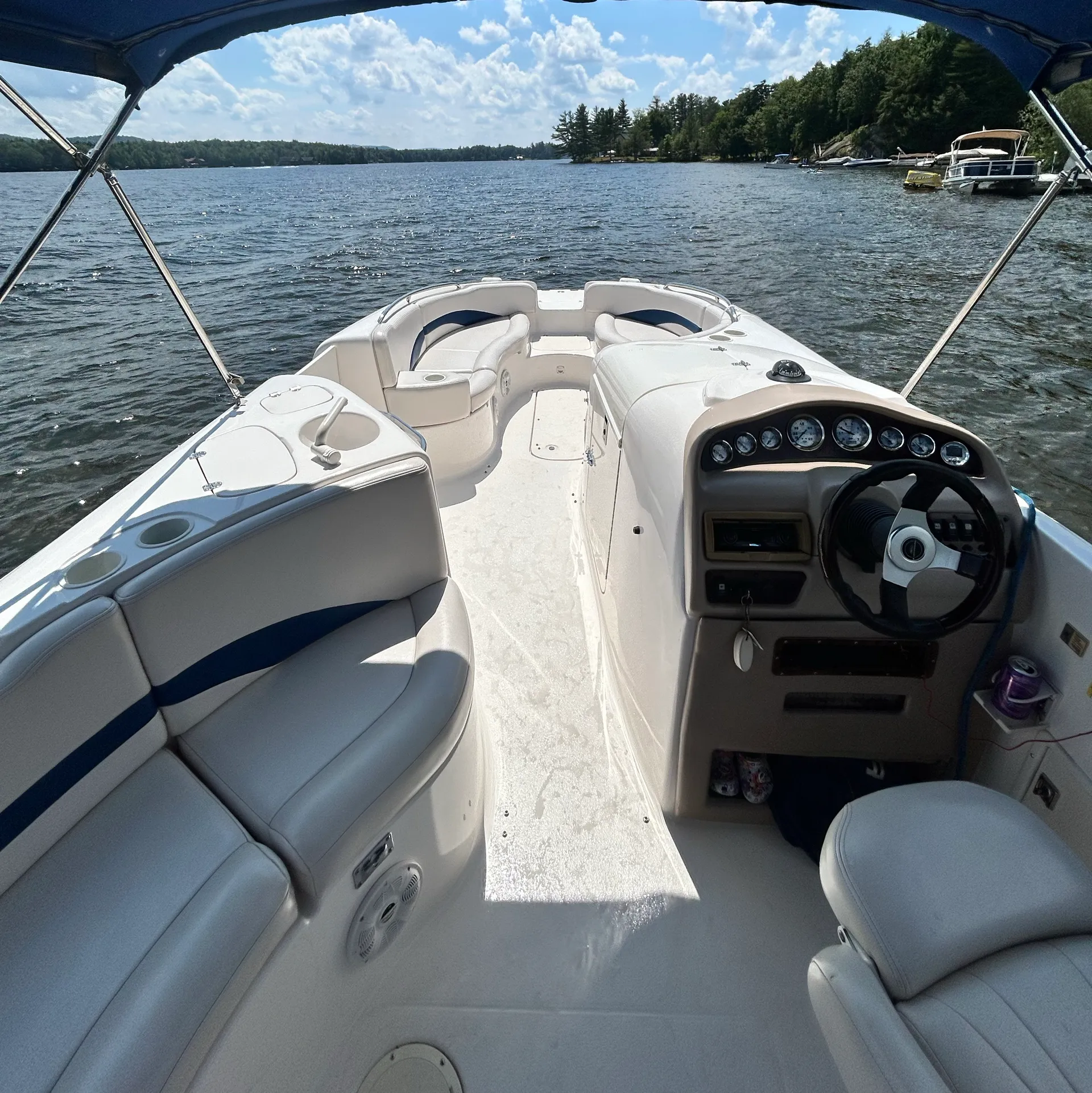Cruise the Lake in Style – 23’ Chaparral w/ 220hp Engine