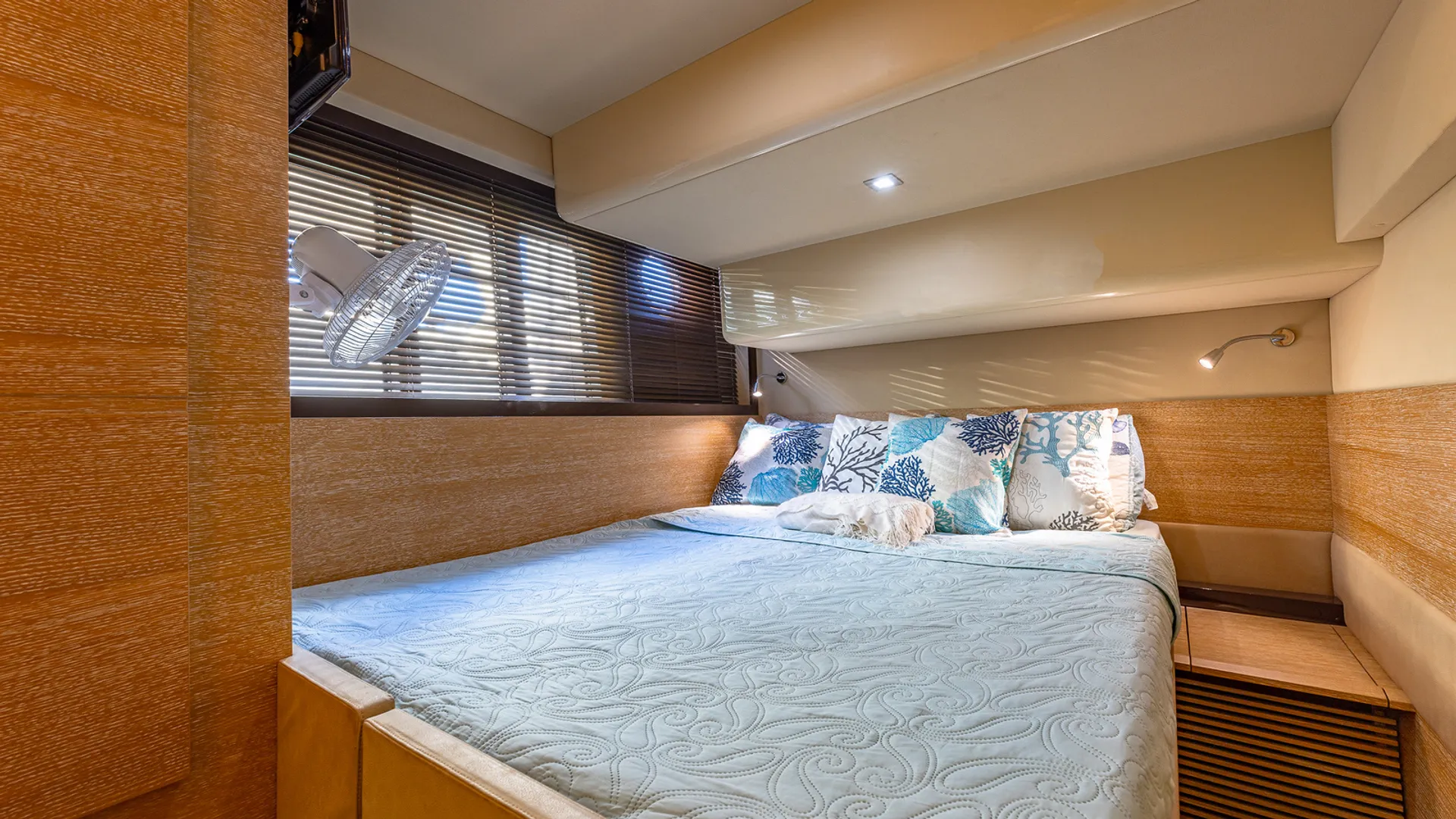 BEAUTIFUL 60 AZIMUT “30 MINS FREE”