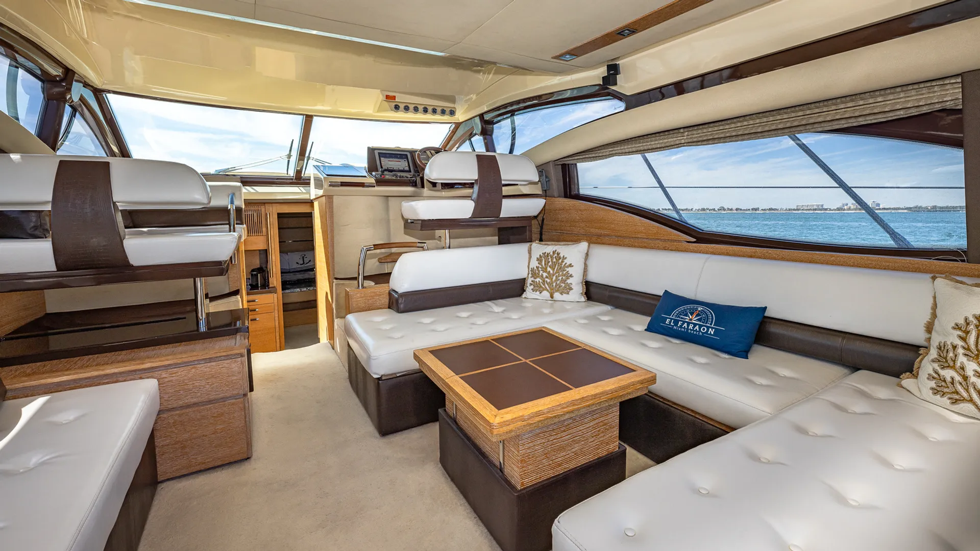 BEAUTIFUL 60 AZIMUT “30 MINS FREE”