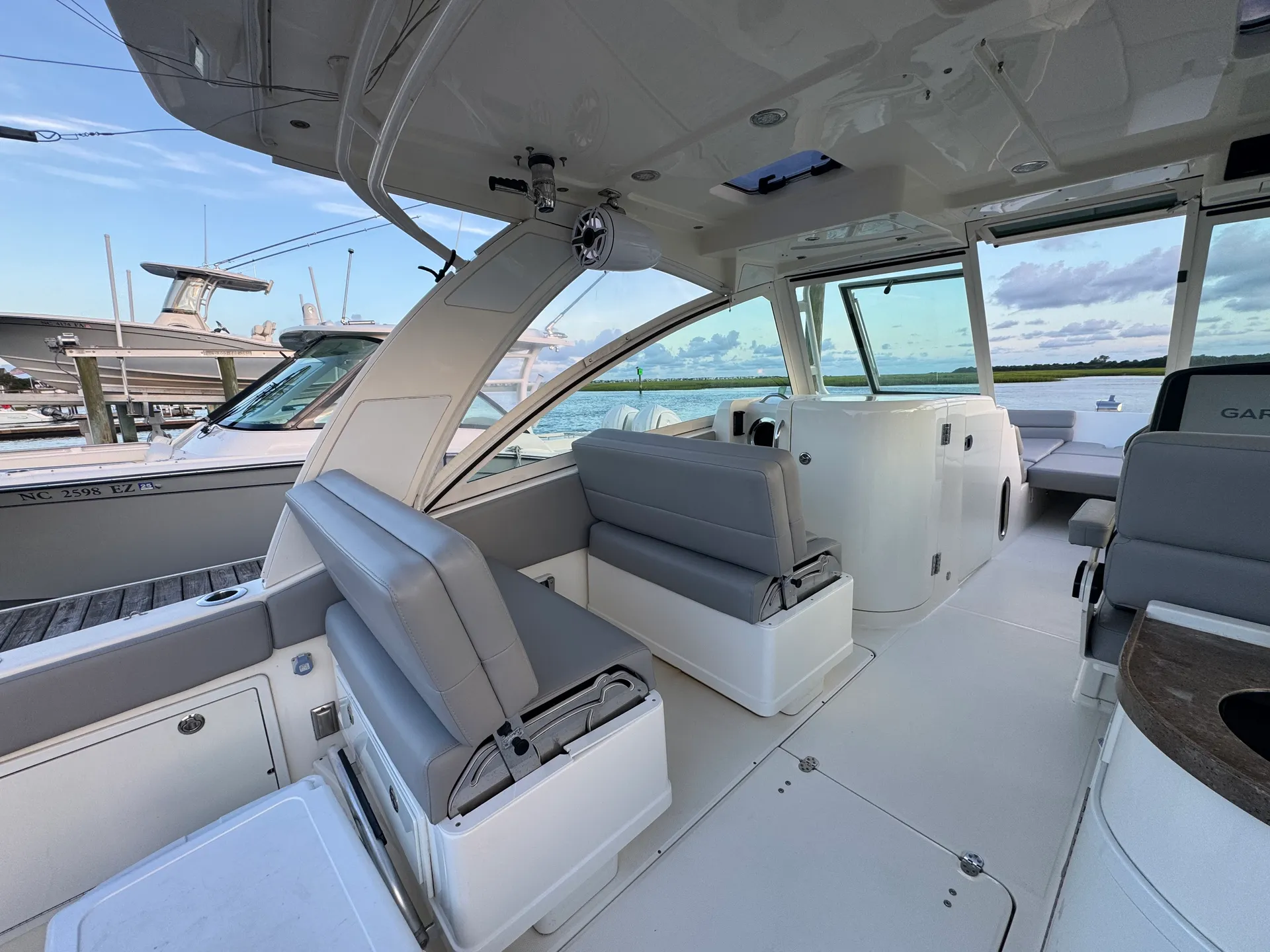 A Floating Living Room With Cat Stability and Comfort