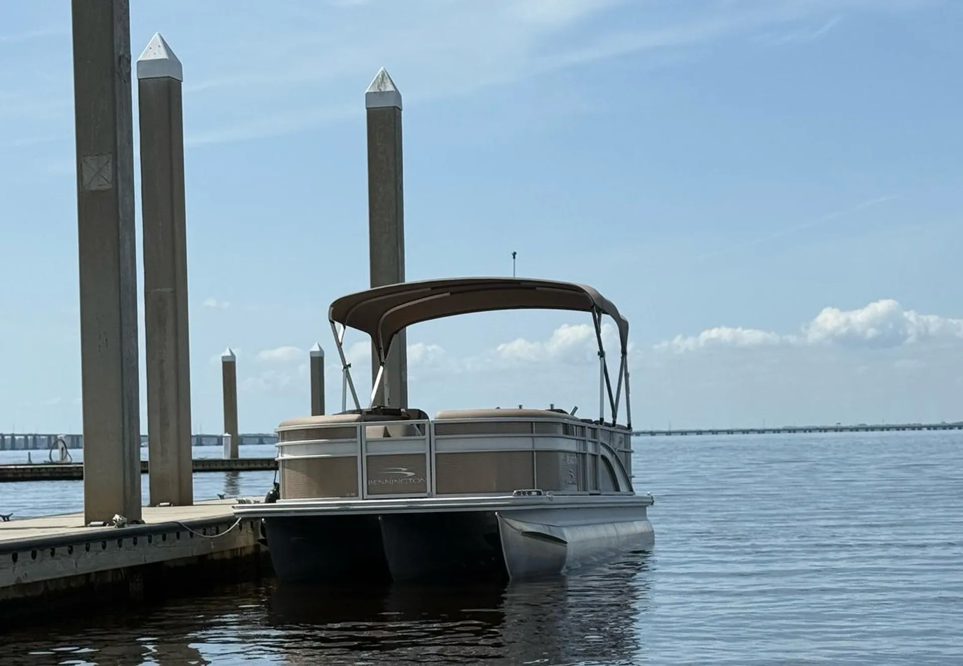 2023 Bennington SXSR, Family, Party Ready and/or Date Night Outing 