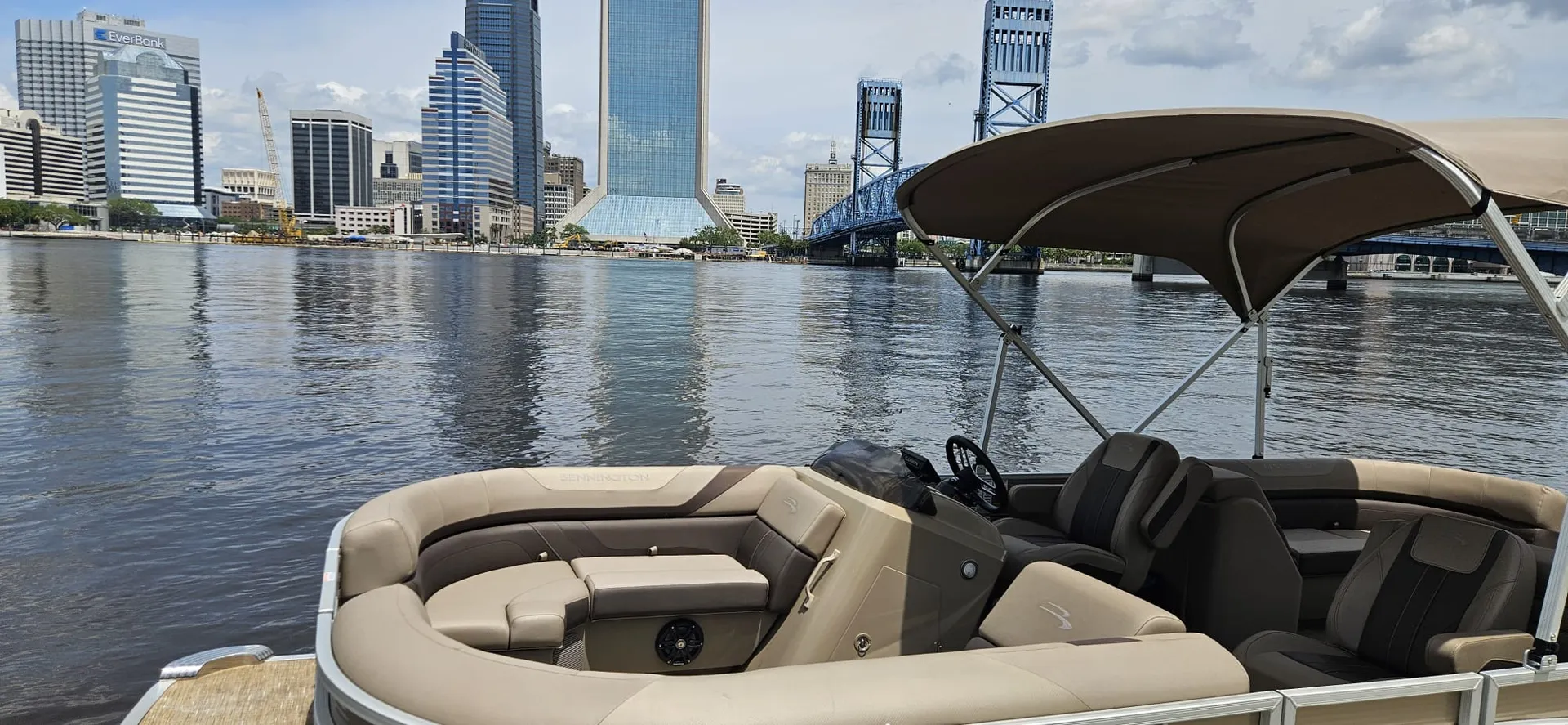 2023 Bennington SXSR, Family, Party Ready and/or Date Night Outing 