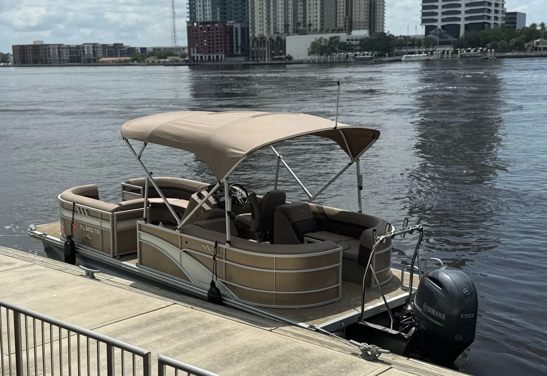 2023 Bennington SXSR, Family, Party Ready and/or Date Night Outing 