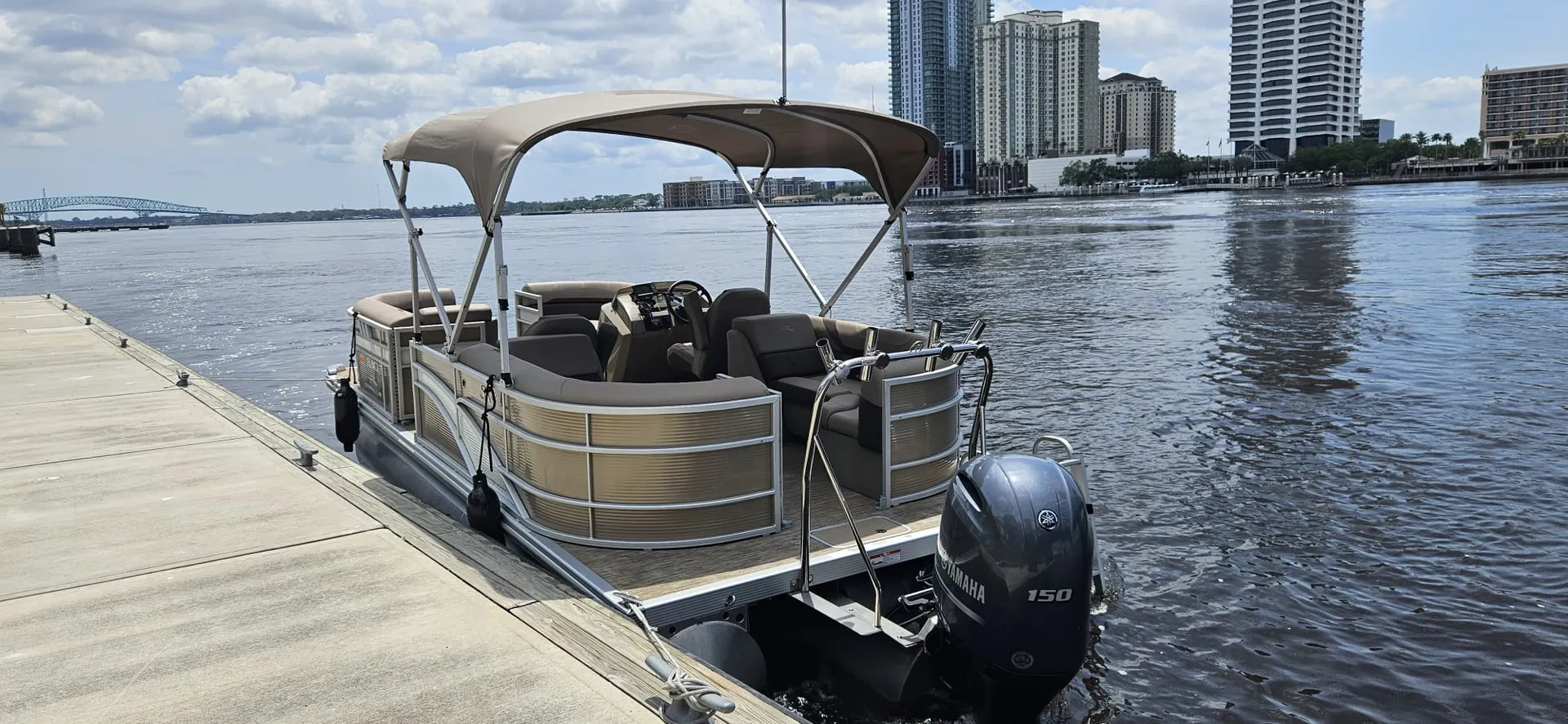 2023 Bennington SXSR, Family, Party Ready and/or Date Night Outing 