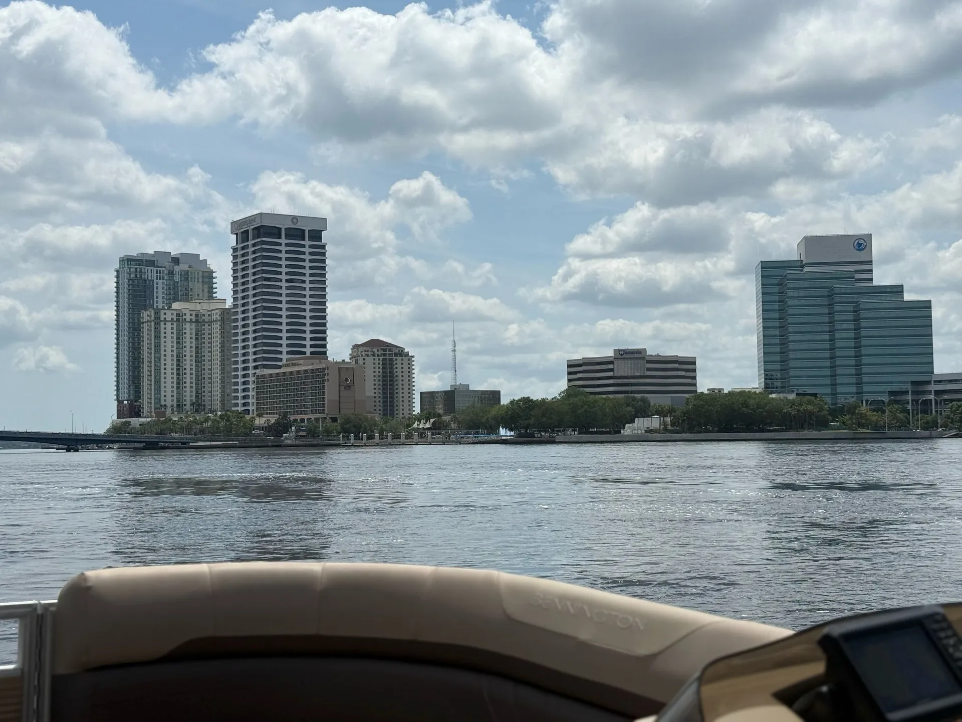 2023 Bennington SXSR, Family, Party Ready and/or Date Night Outing 