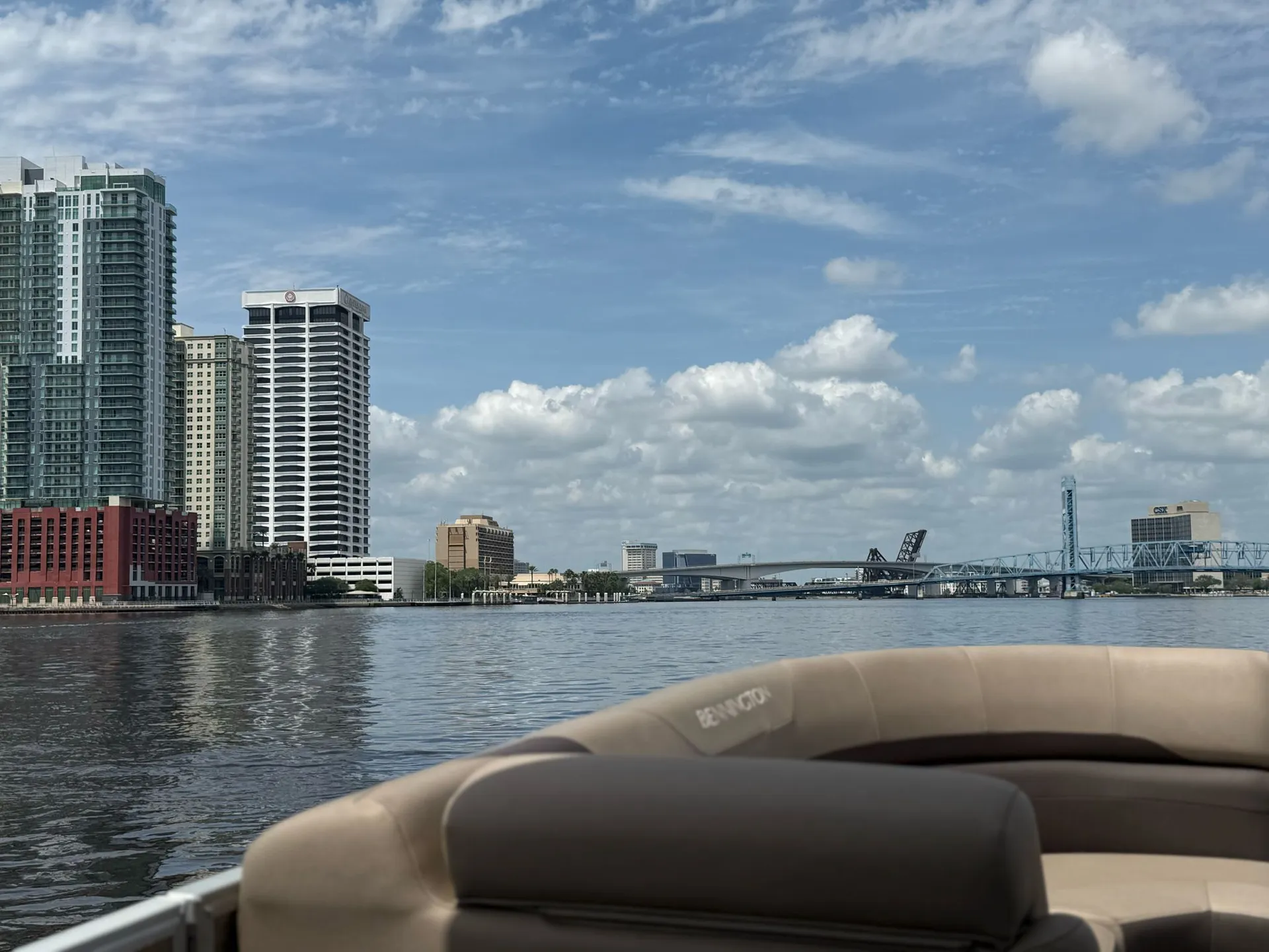 2023 Bennington SXSR, Family, Party Ready and/or Date Night Outing 