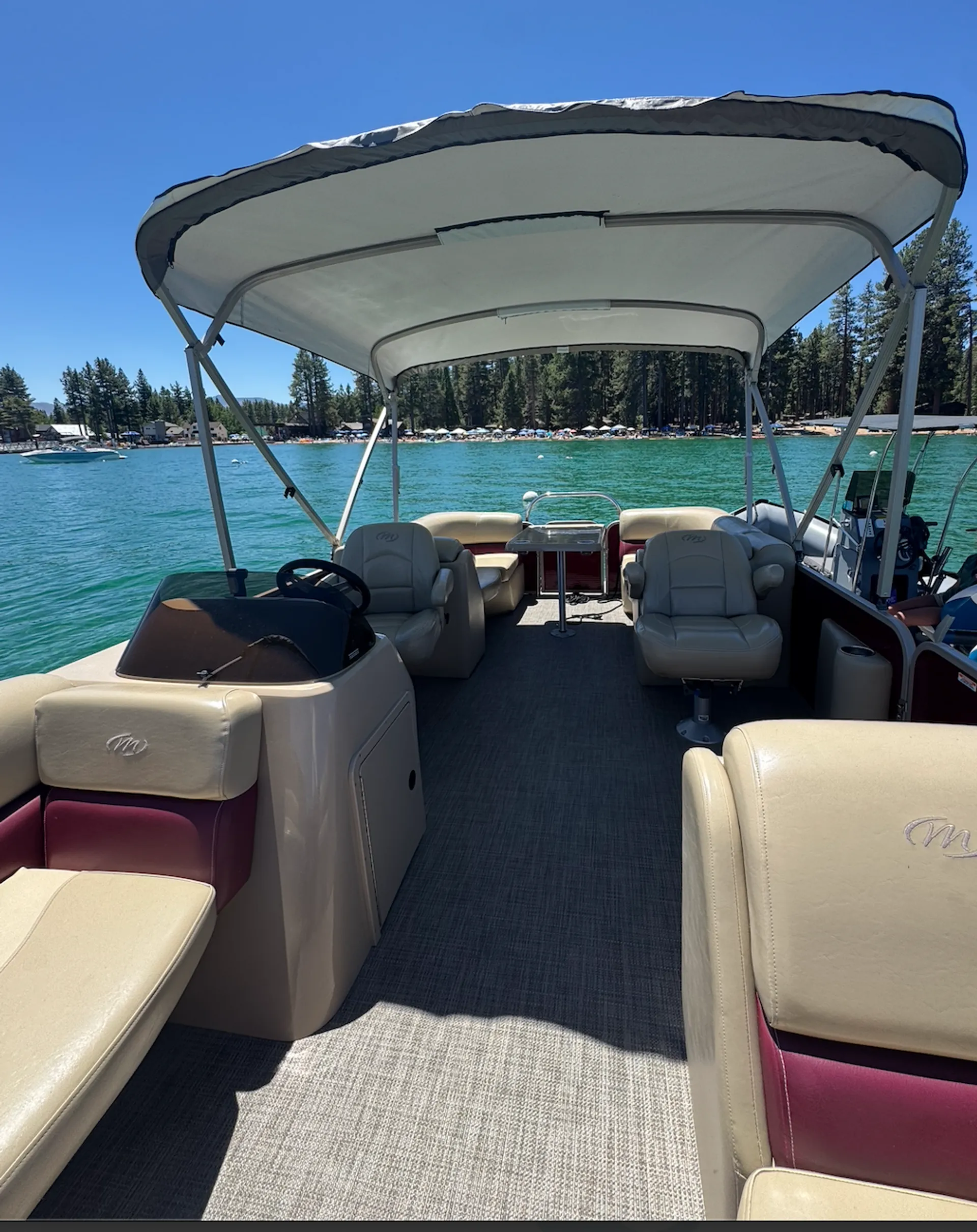 MANITOU PONTOON 22 AURORA STANDARD in South Lake Tahoe, CA — photo 6