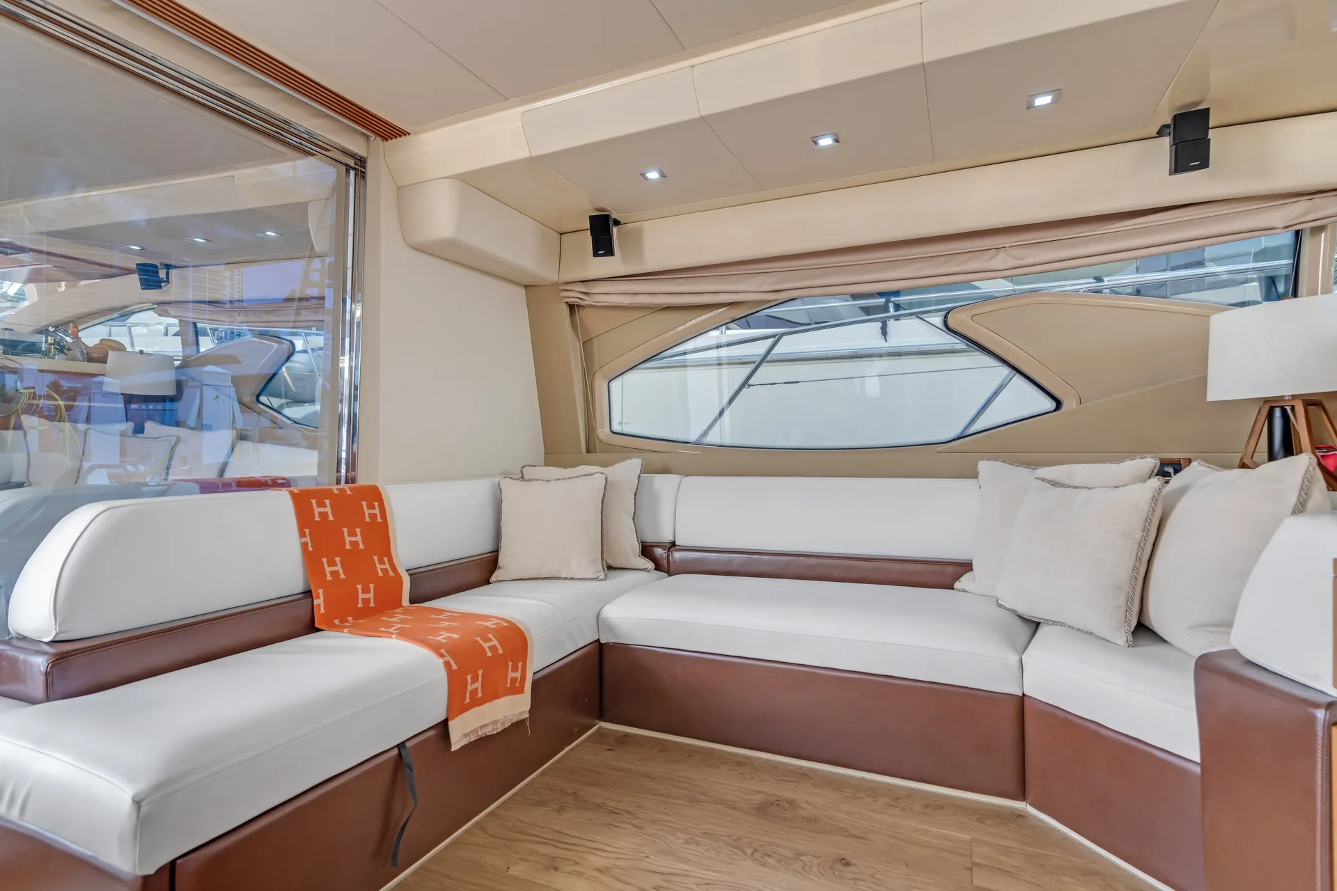 Azimut Flybridge in Miami Beach, FL — photo 5