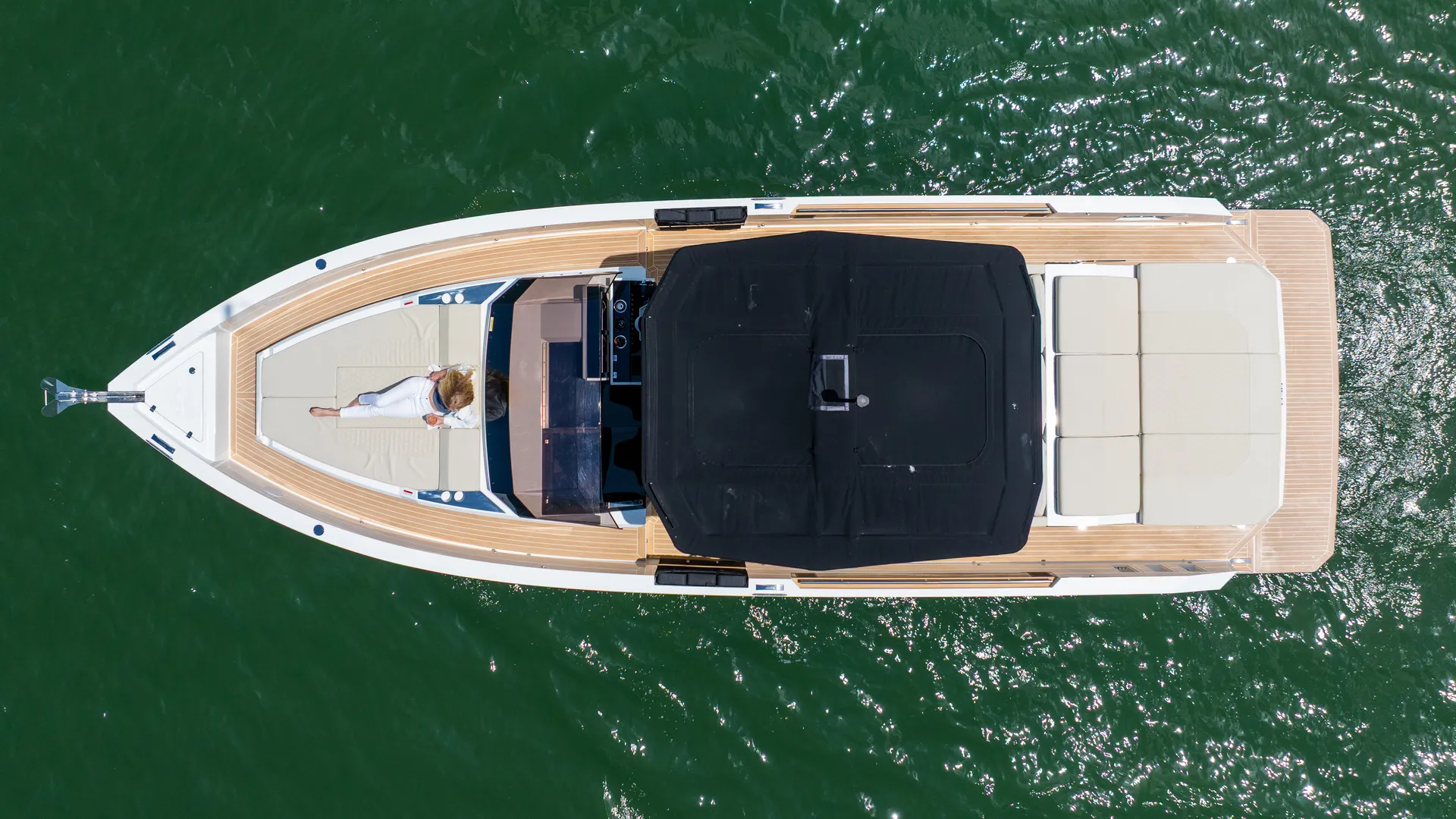 36' 2025 De Antonio + Seabob Yacht Rental in Sag Harbor, New York