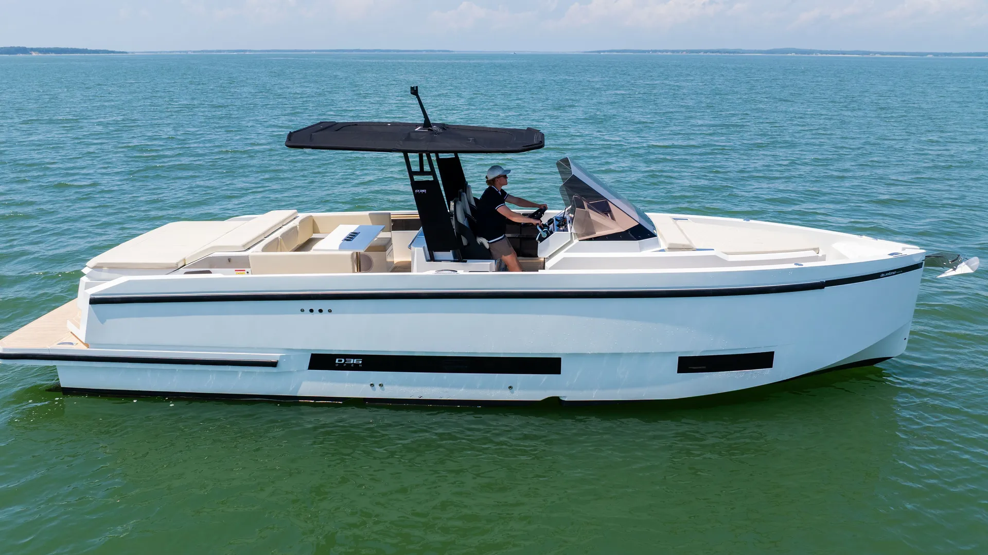 36' 2025 De Antonio + Seabob Yacht Rental in Sag Harbor, New York