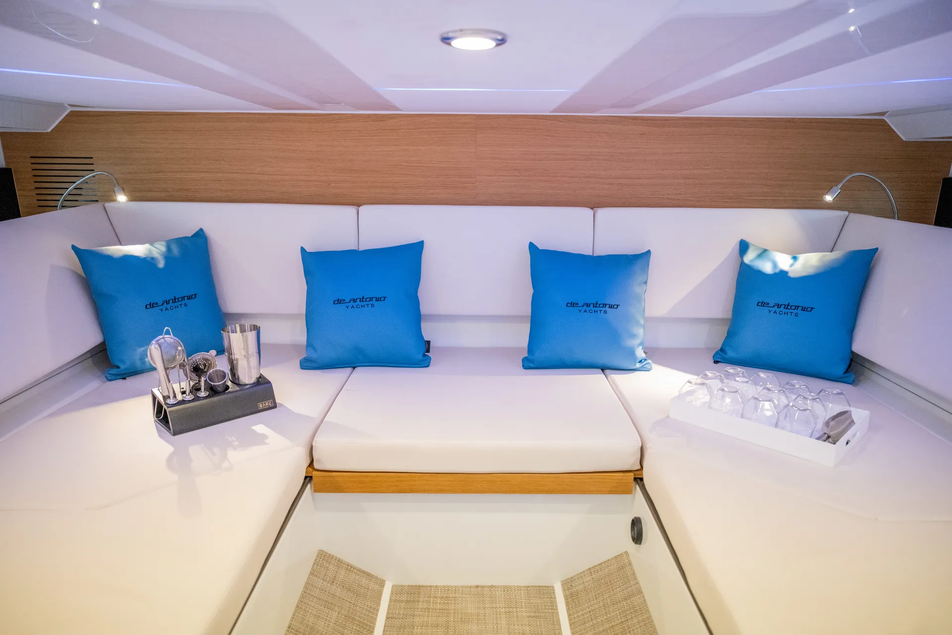 36' 2025 De Antonio + Seabob Yacht Rental in Sag Harbor, New York