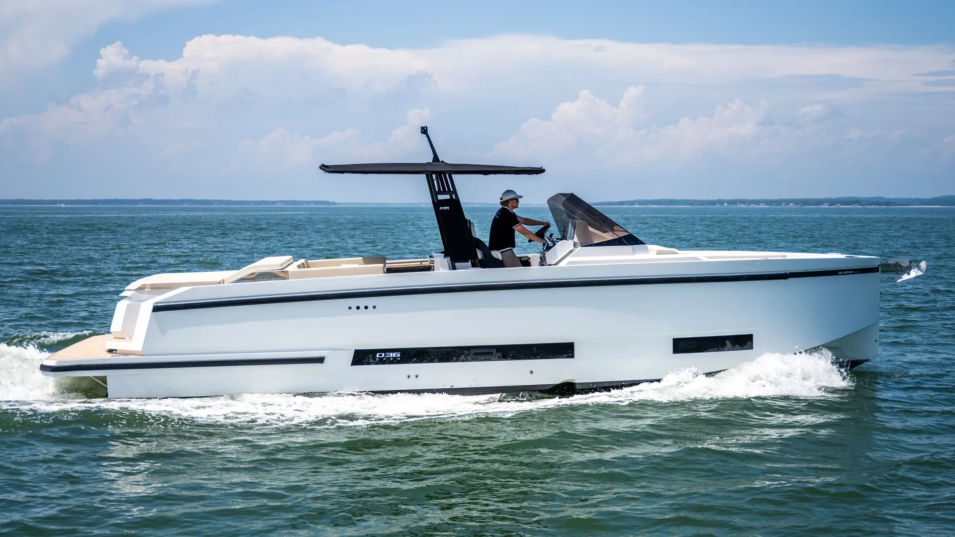 36' 2025 De Antonio + Seabob Yacht Rental in Sag Harbor, New York