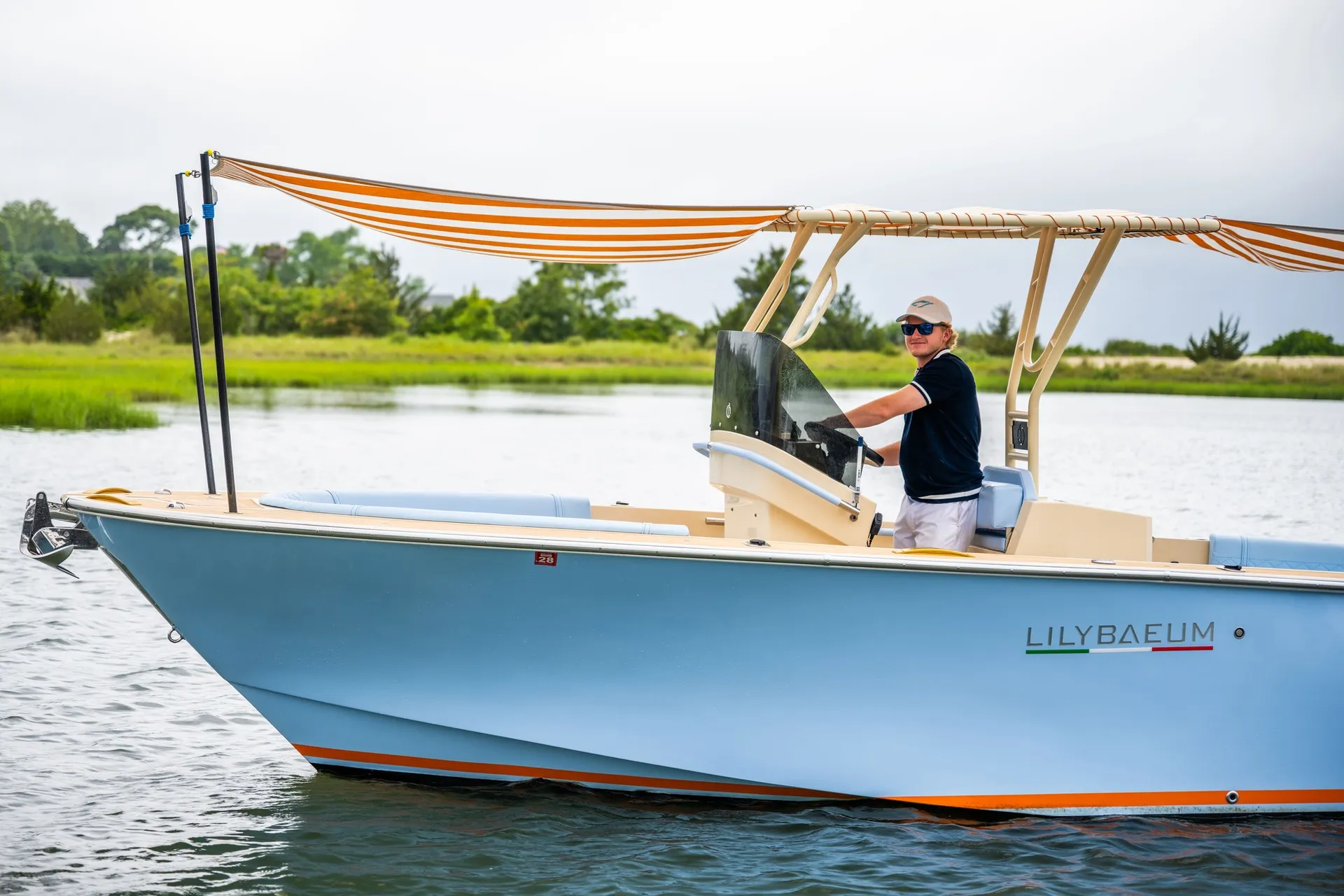 27' 2026 Picnic Boat Rental in Sag Harbor, New York