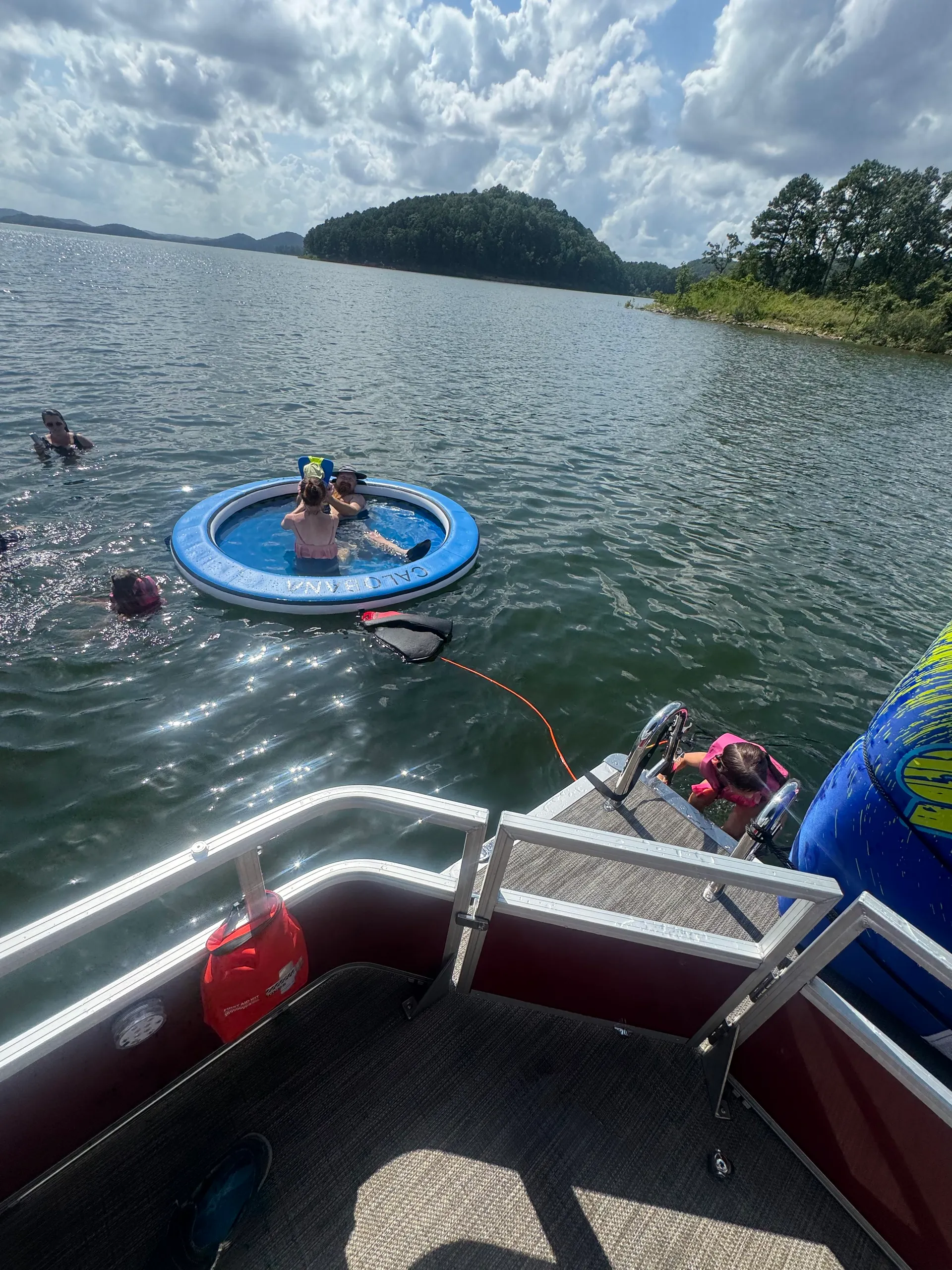 Brand-New 2024 Ranger Reata 200C: Cruise on Lake Ray Hubbard and Lavon