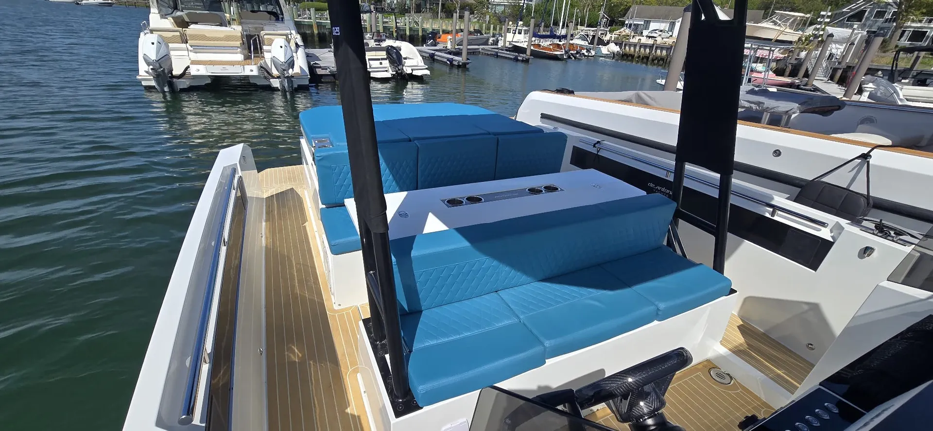 29' 2025 De Antonio + Seabob Boat Rental in Sag Harbor, New York